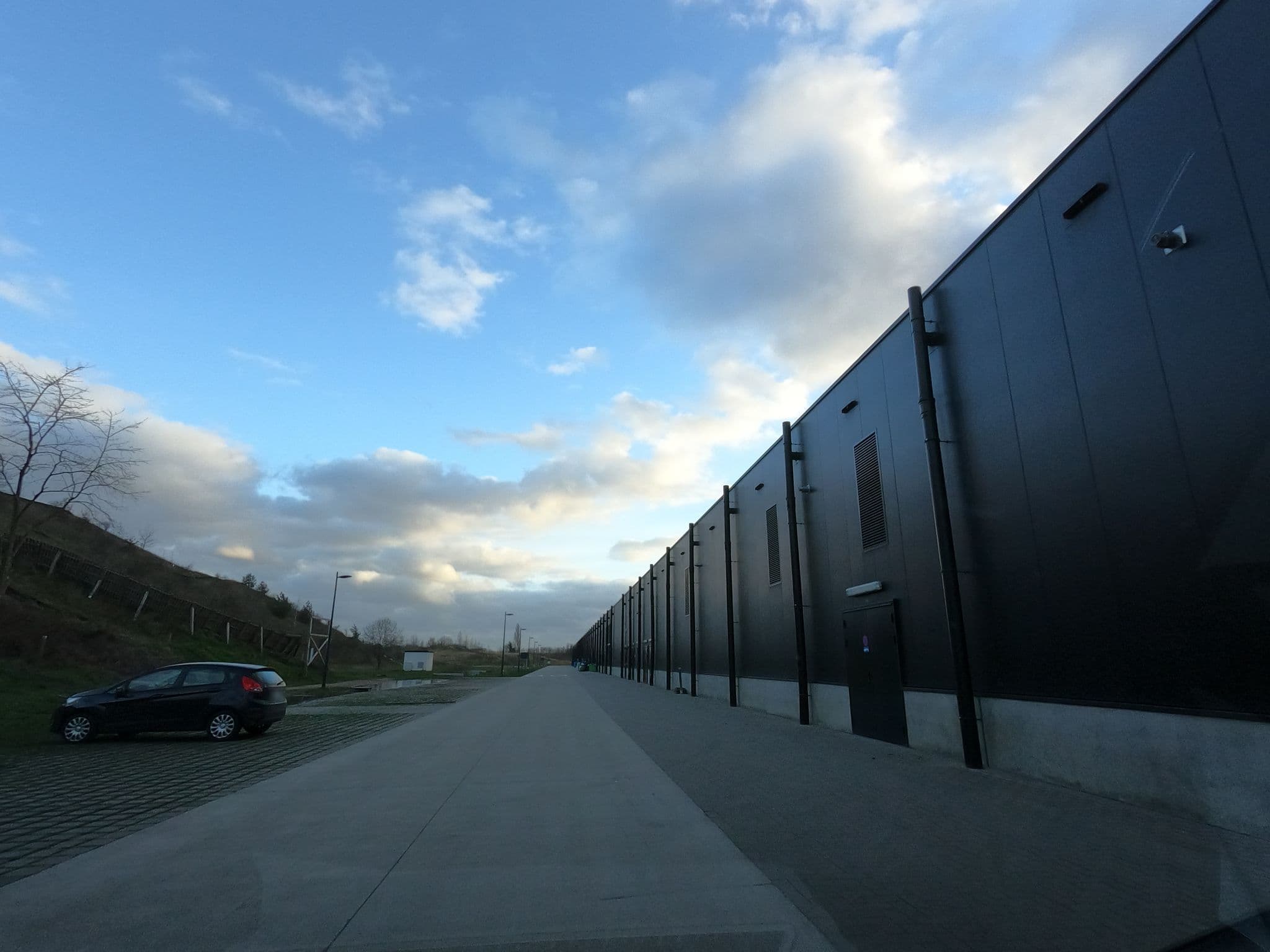 Street view near Kampeerautoparking be-MINE, Beverlo — © filipc (CC BY-SA · Mapillary)