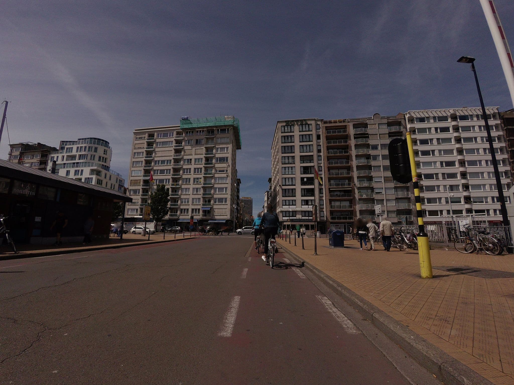 Street view near Houseboat, Ostend — © filipc (CC BY-SA · Mapillary)
