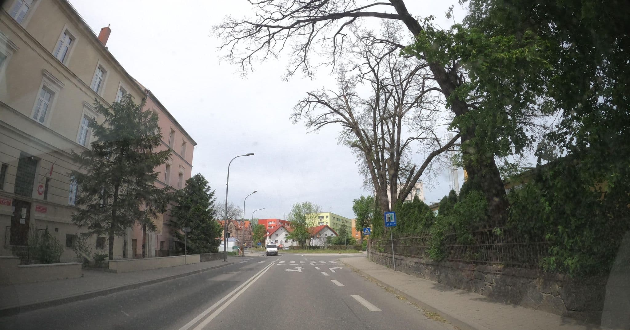 Street view near Schronisko Młodzieżowe w Jaworze, Jawor — © masterofnoroad (CC BY-SA · Mapillary)