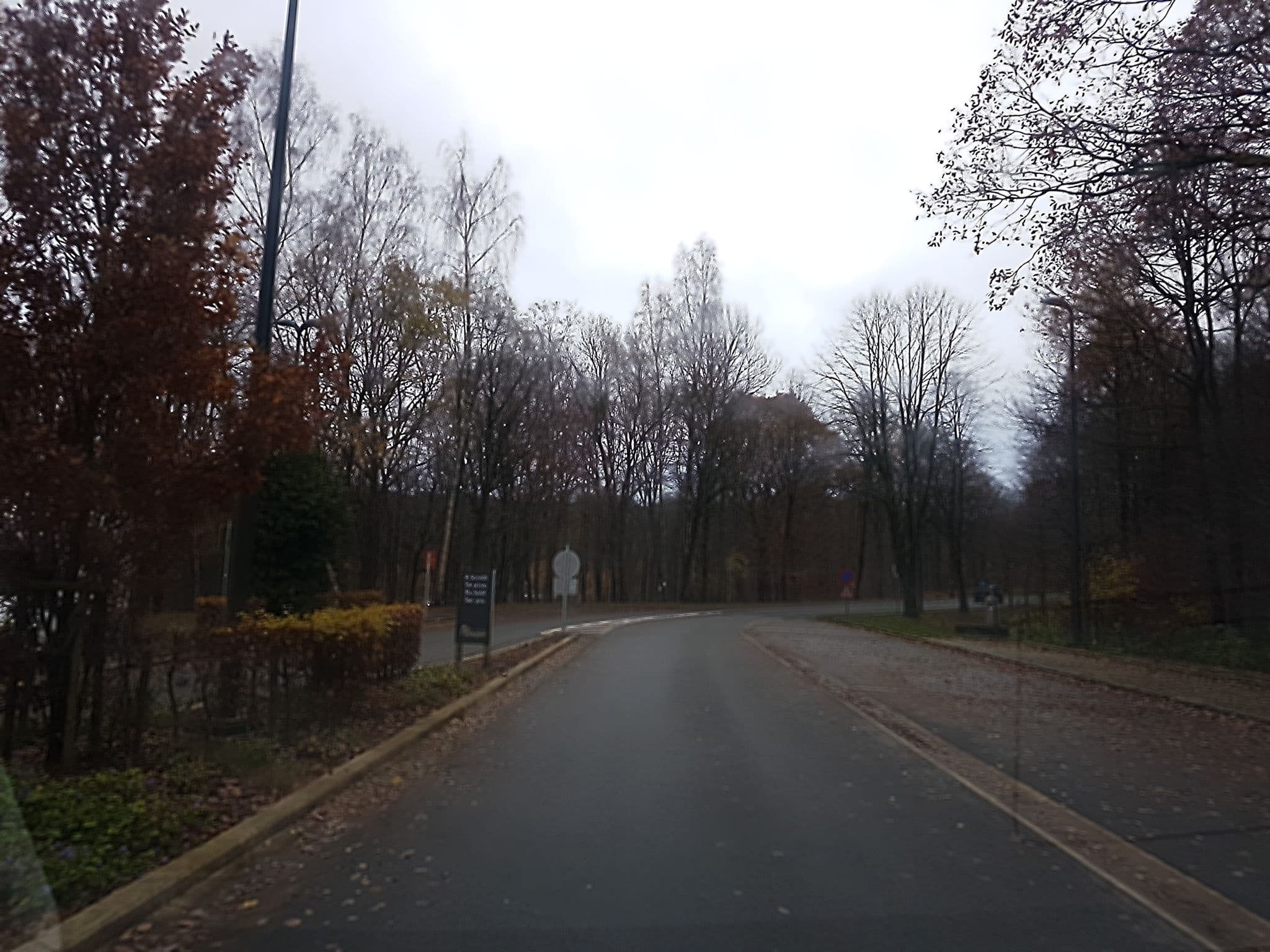 Street view near Aire du Barrage de la Gileppe, Jalhay — © reine5 (CC BY-SA · Mapillary)