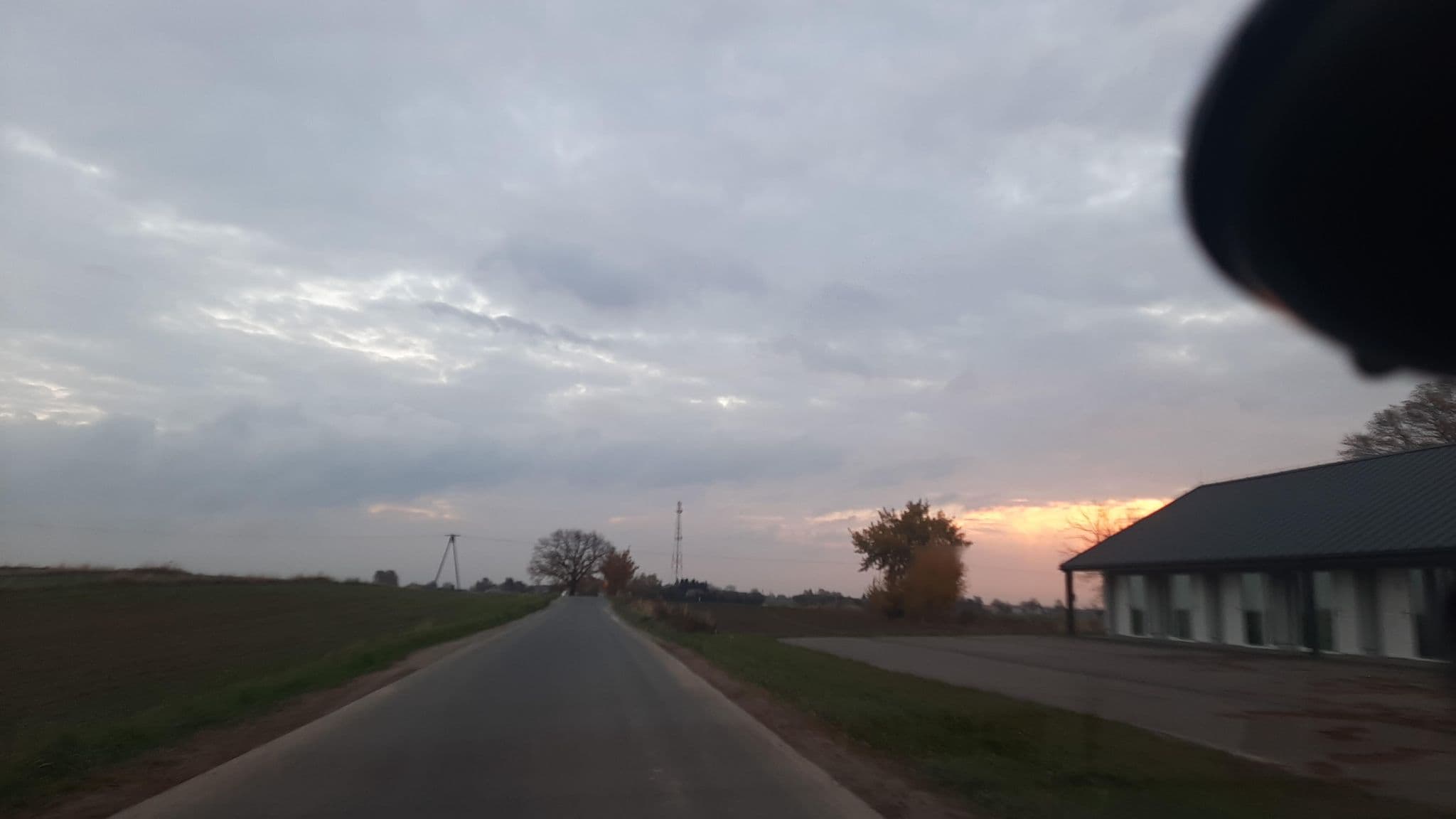 Street view near Motel Express, Garbów — © GiulianoMarcocelli (CC BY-SA · Mapillary)