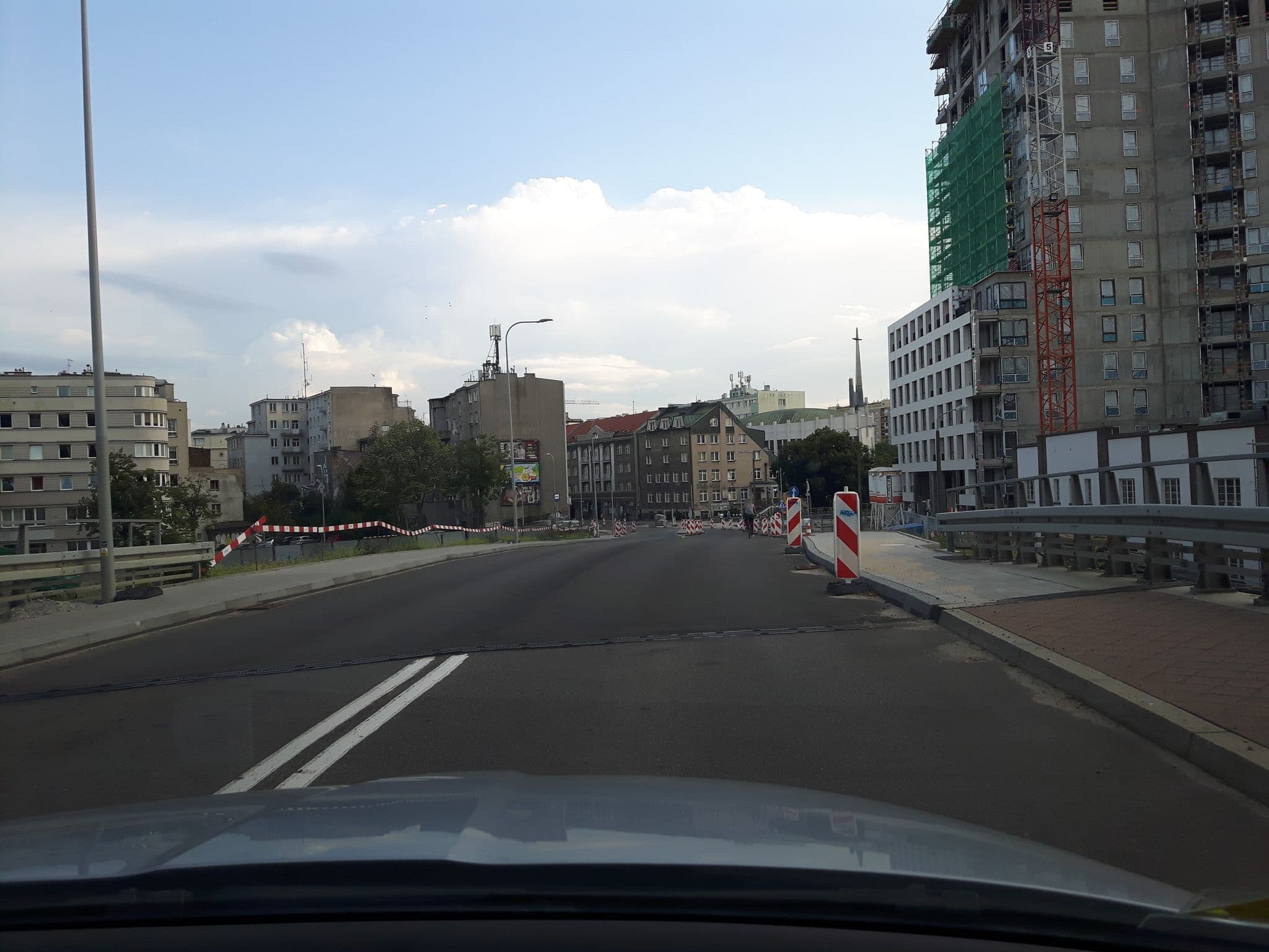 Street view near Hotel Hotton, Gdynia — © andpol_2288 (CC BY-SA · Mapillary)