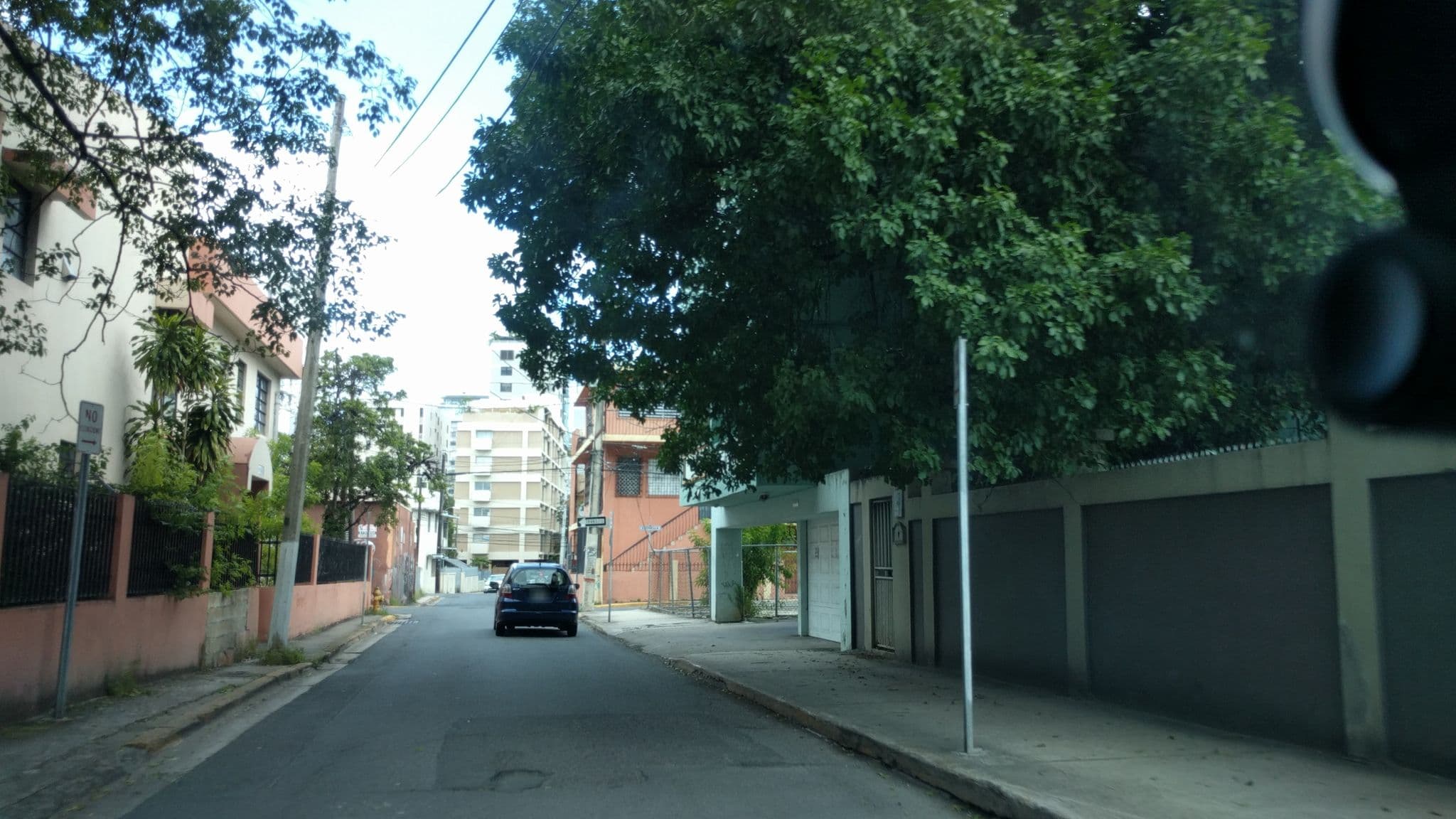 Street view near Mango Mansion, Eleanor Roosevelt — © jmoliver (CC BY-SA · Mapillary)