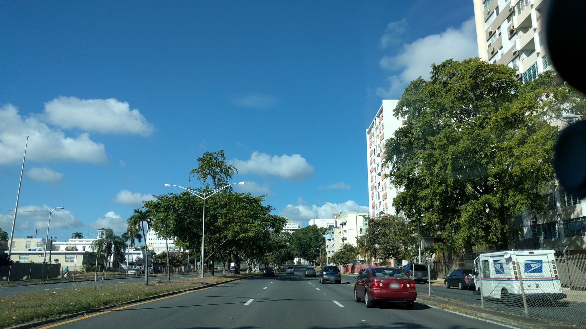 Street view near El Aranjuez, Eleanor Roosevelt — © jmoliver (CC BY-SA · Mapillary)