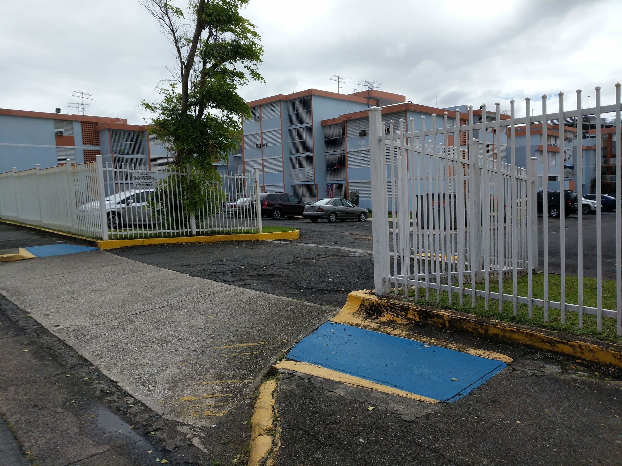 Street view near Oliver Hotel, San Juan — © daalso (CC BY-SA · Mapillary)