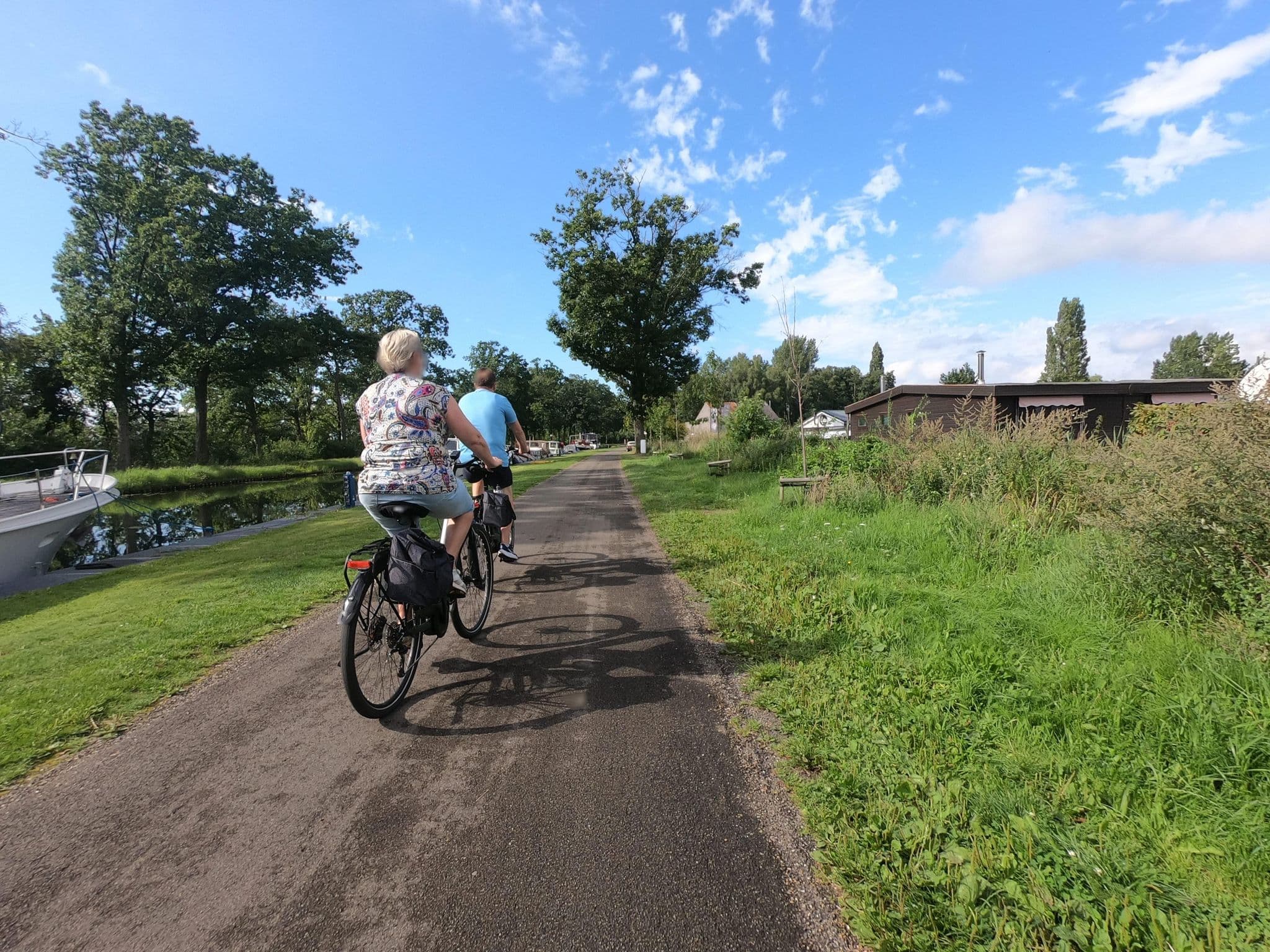 Street view near Camperplaats De Lido - Leopoldsburg, Leopoldsburg — © thierry1030 (CC BY-SA · Mapillary)