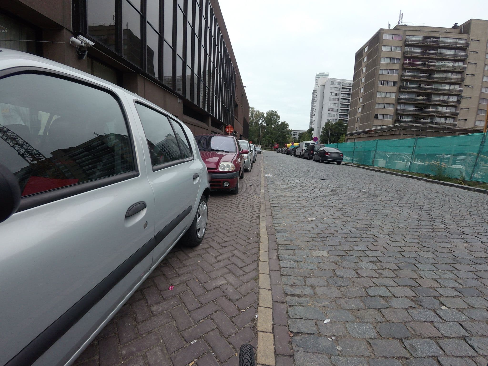 Street view near The Standard Brussels, Saint-Josse-ten-Noode — © filipc (CC BY-SA · Mapillary)