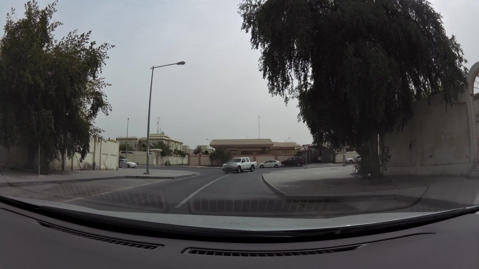 Street view near wrong, Al Maţār al ‘Atīq — © kaartcam (CC BY-SA · Mapillary)