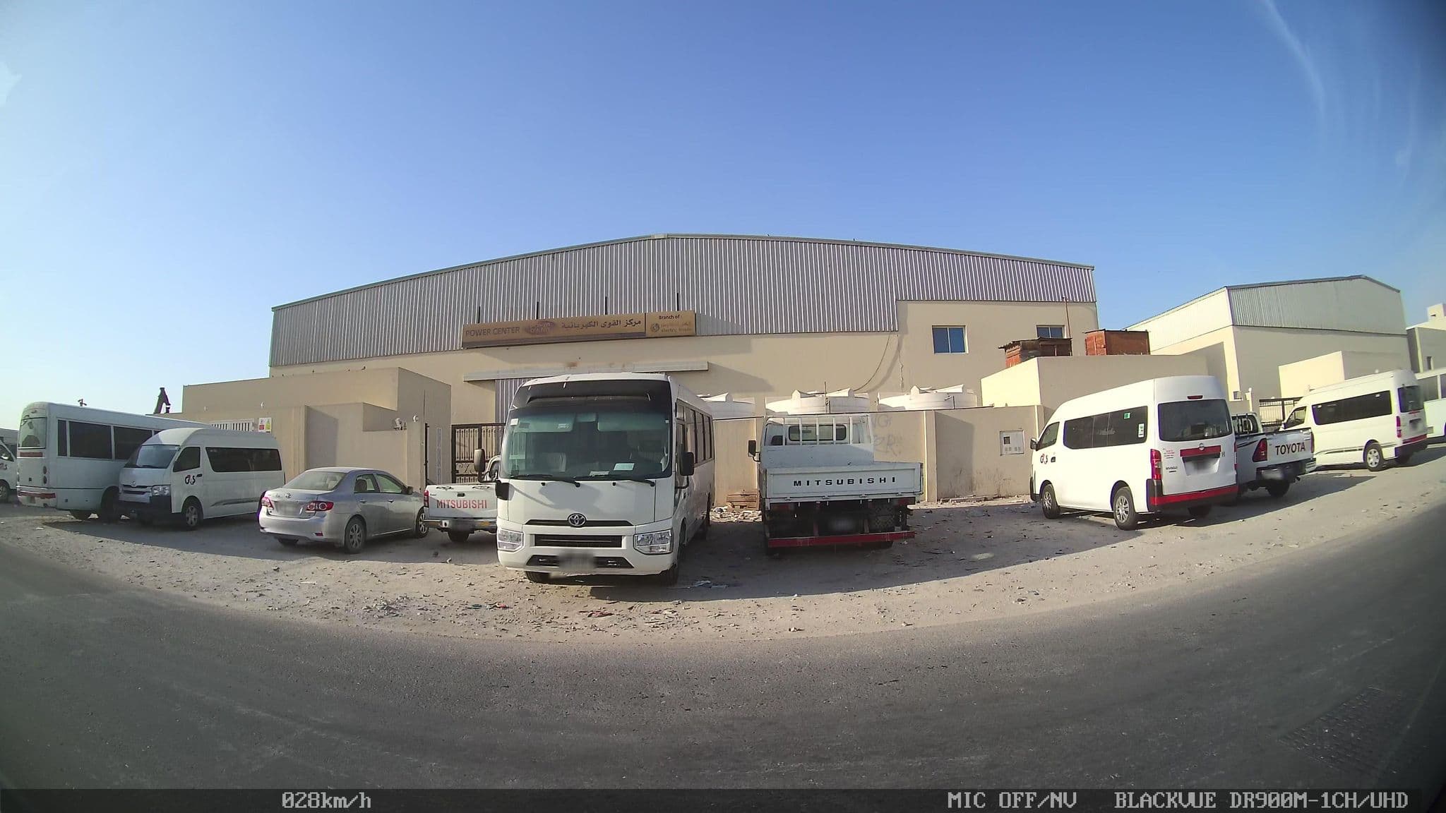 Street view near TRAC CAMP, Mu‘aydhir Rawḑat Rāshid — © kaart_2 (CC BY-SA · Mapillary)