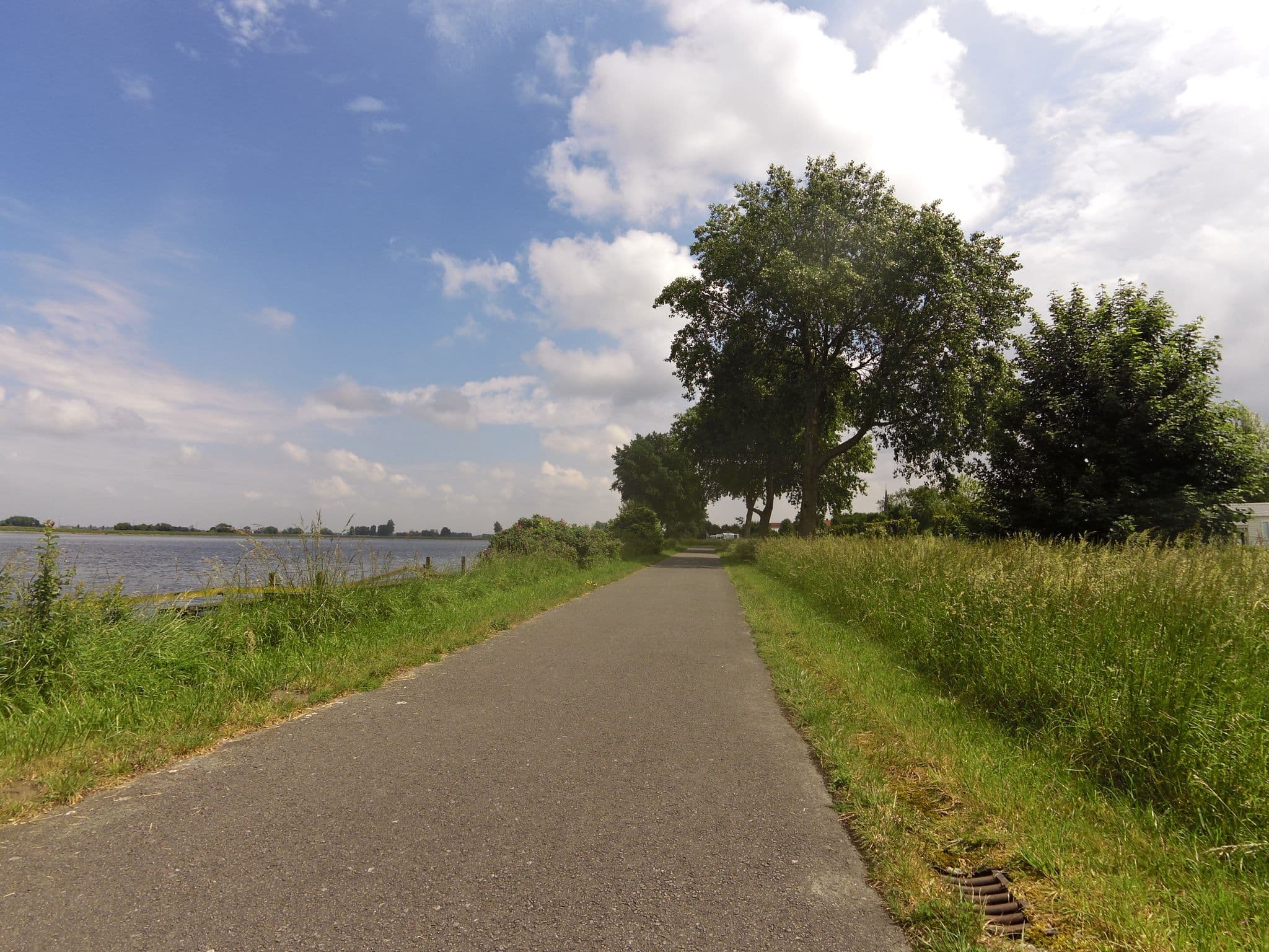 Street view near Wood Lodge, Nieuwpoort — © zors1843 (CC BY-SA · Mapillary)