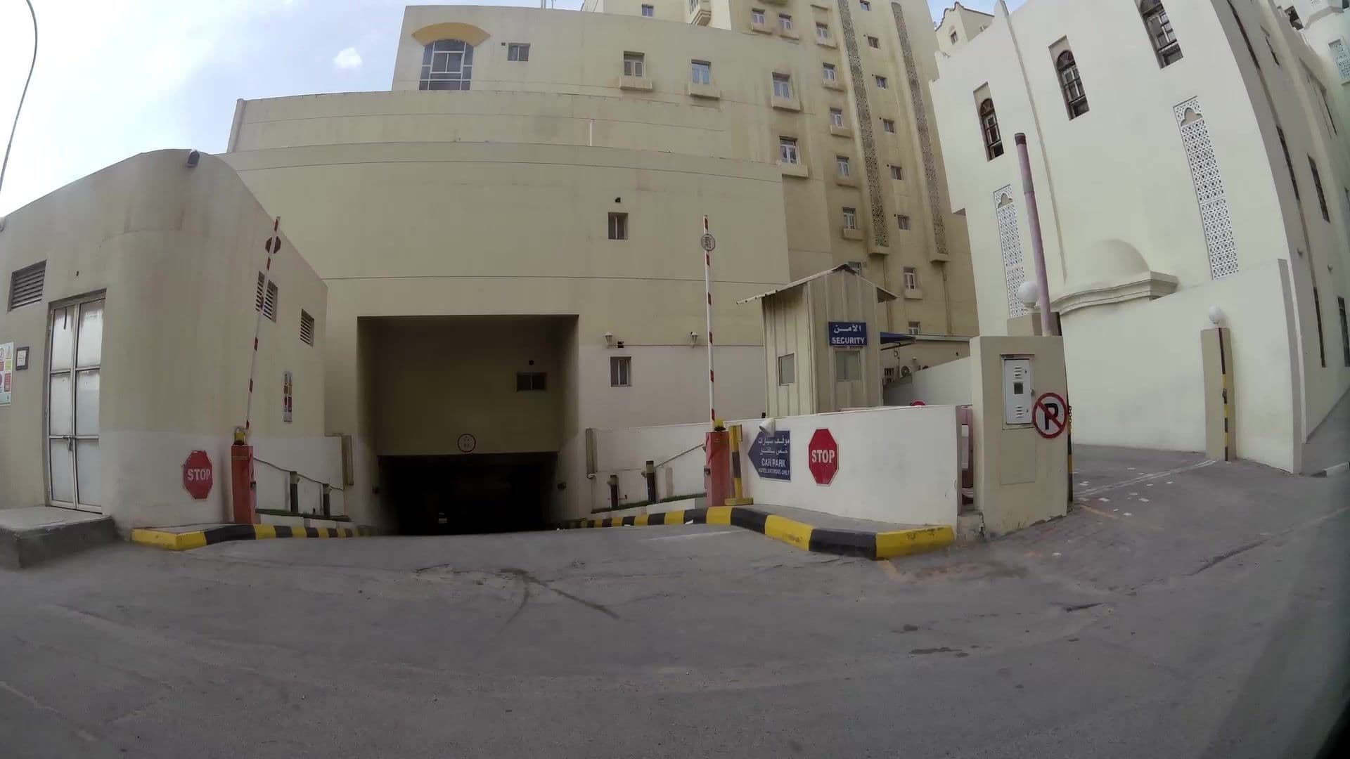 Street view near Gulf Paradise Hotel, Doha — © kaartcam (CC BY-SA · Mapillary)