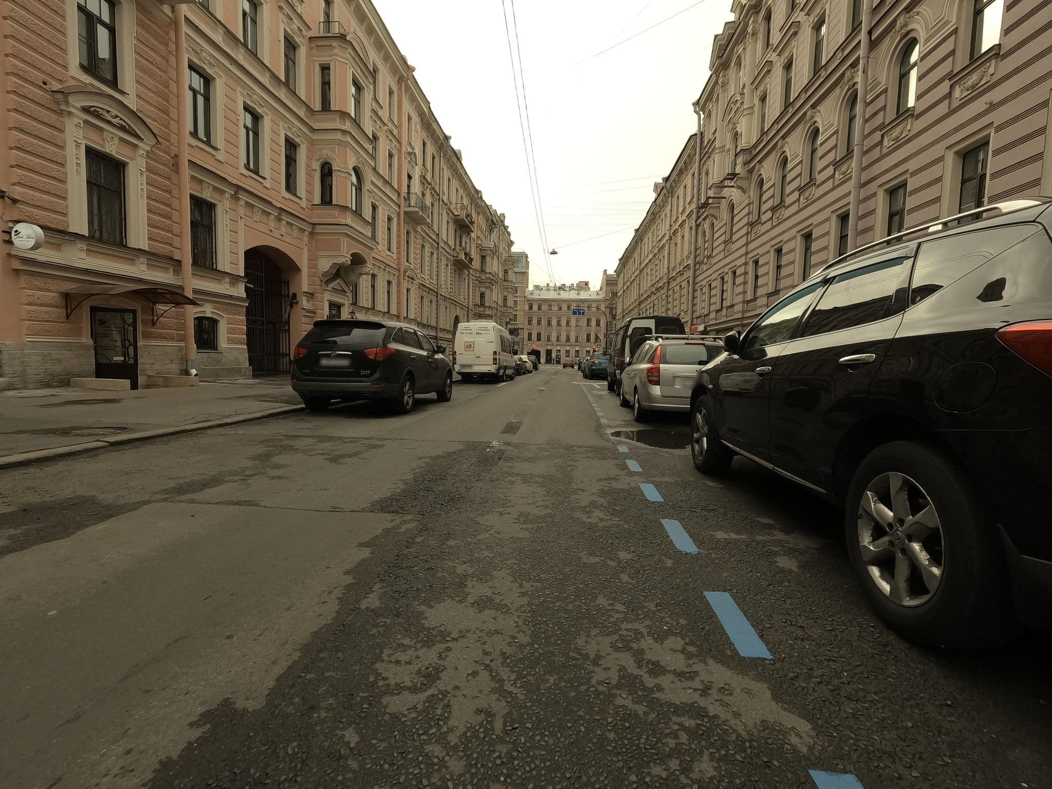 Street view near Nevsky Loft Studio, Centralniy