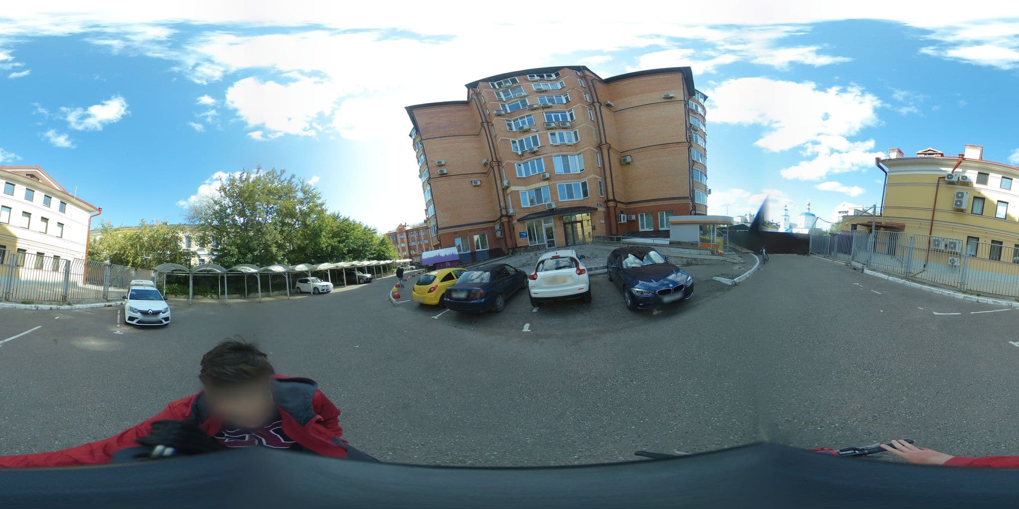 Street view near Upset old city, Kazan — © ngeos (CC BY-SA · Mapillary)