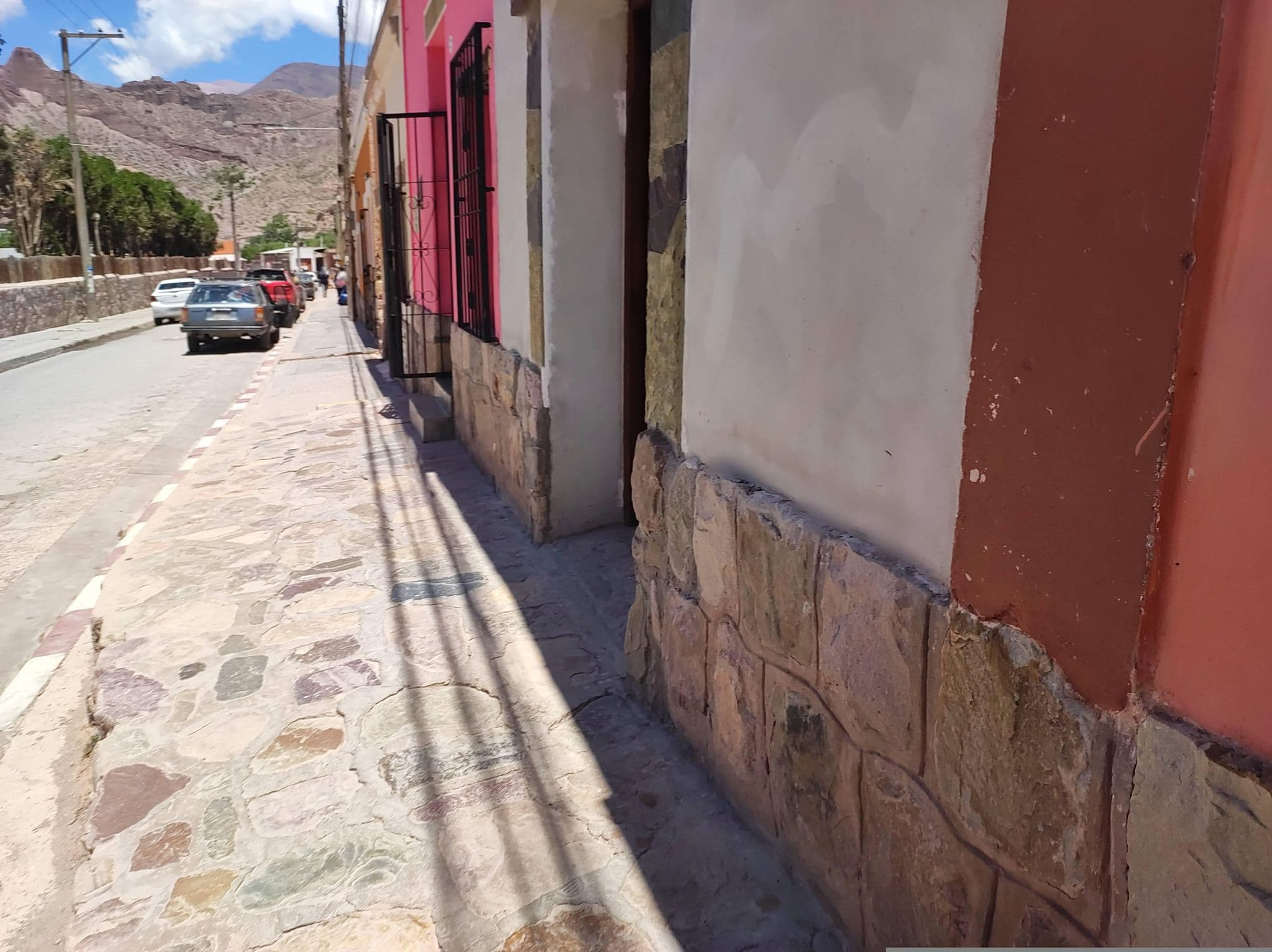 Street view near Uva Wasi Hostel, Tilcara — © diegokrein (CC BY-SA · Mapillary)