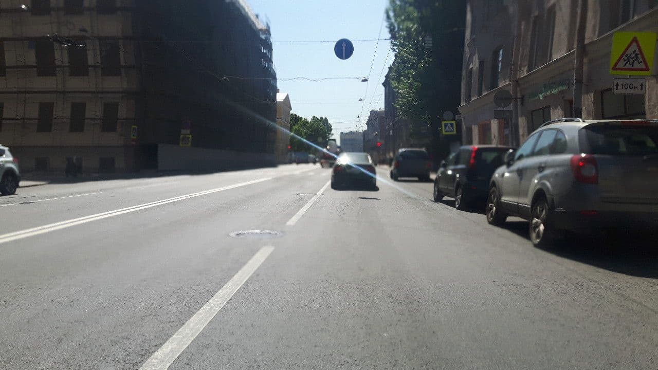 Street view near Greenfeel, Admiralteisky — © changchun1 (CC BY-SA · Mapillary)
