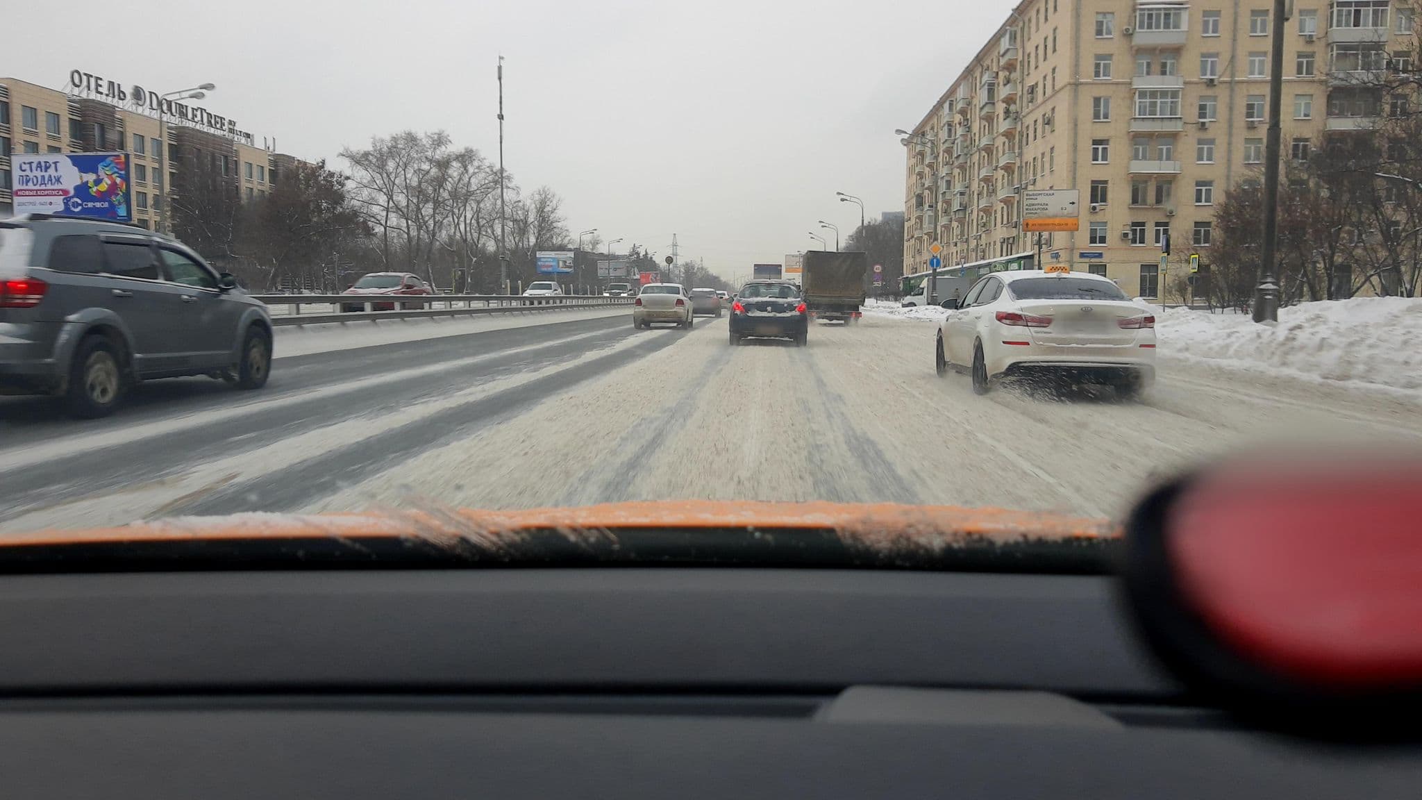 Street view near DoubleTree by Hilton Hotel Moscow - Marina, Koptëvo — © phoneuploader (CC BY-SA · Mapillary)