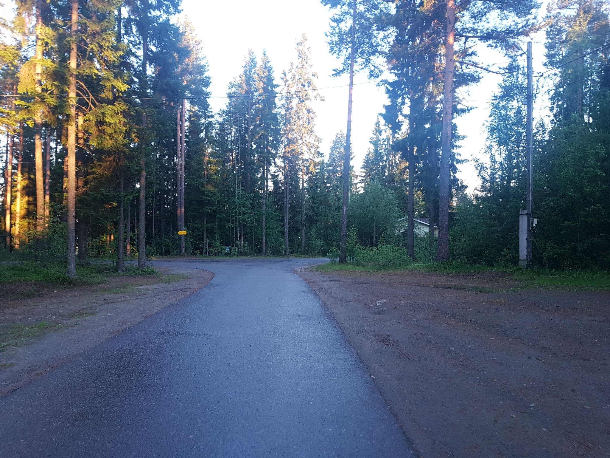 Street view near 10, Kostomuksha — © houtari (CC BY-SA · Mapillary)