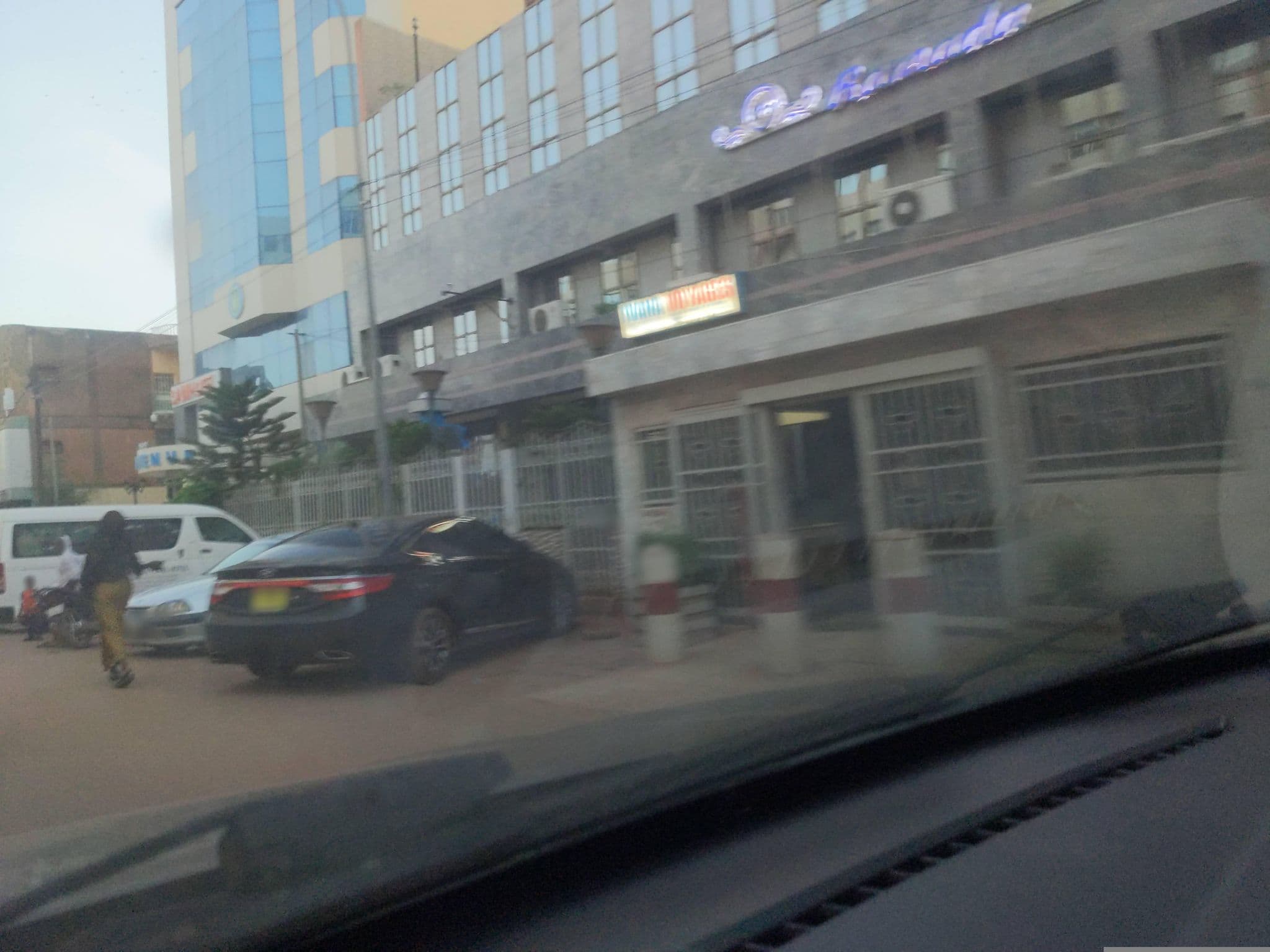 Street view near Hôtel Ramada, Ouagadougou