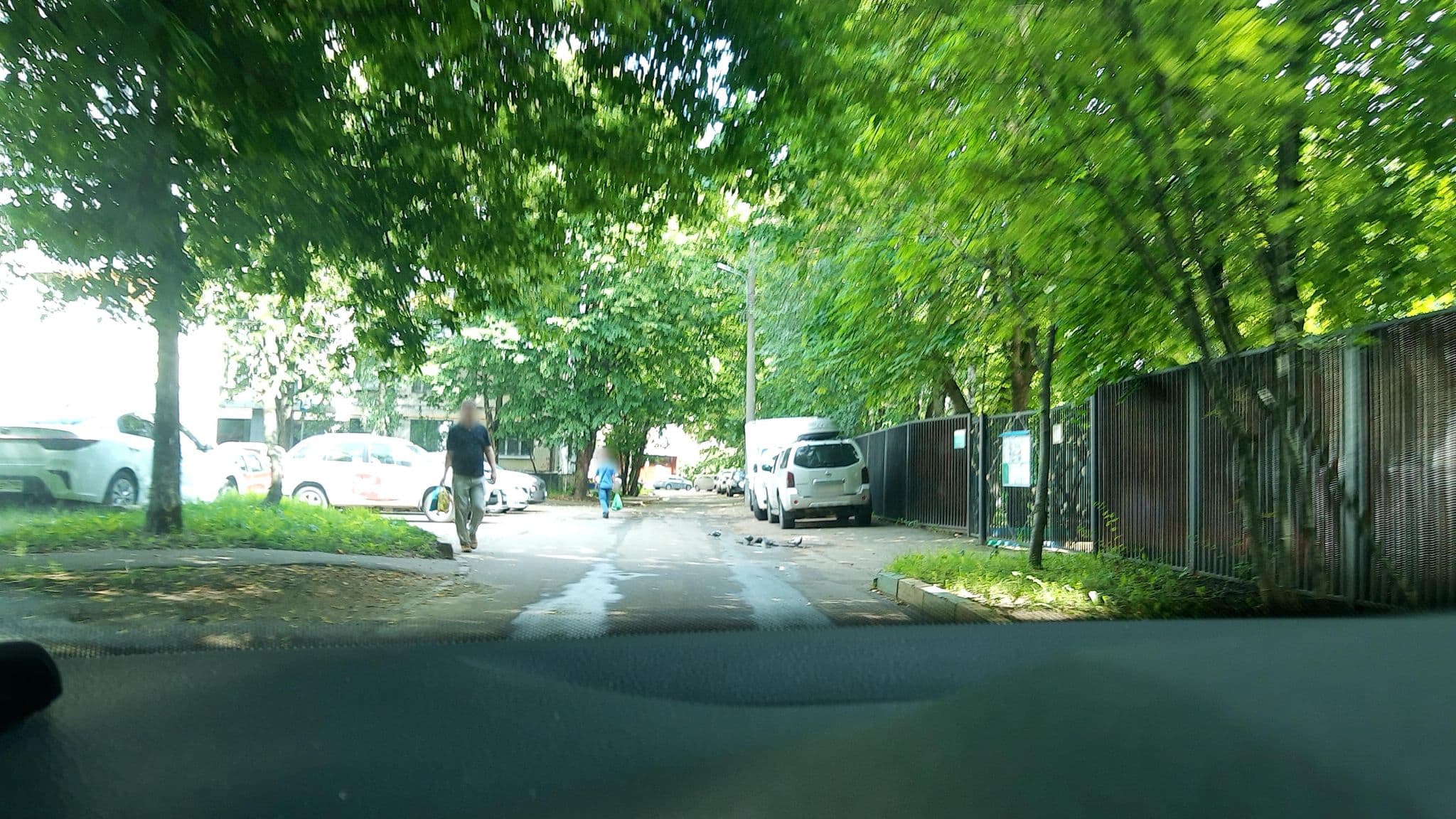 Street view near Детский санаторий №62, Levoberezhnyy — © phoneuploader (CC BY-SA · Mapillary)