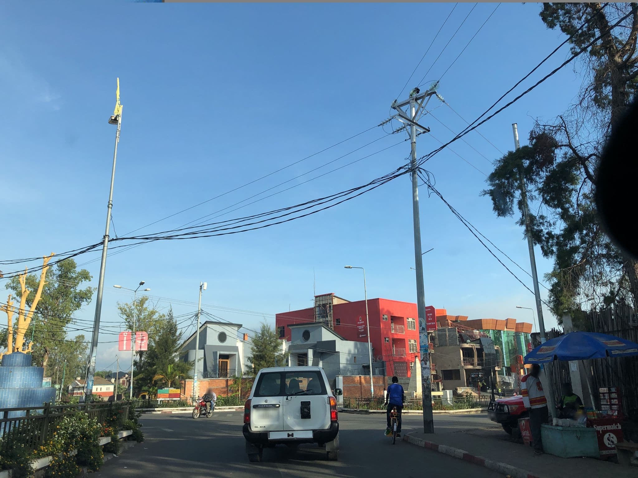 Street view near VIP Hotel / Restaurant, Gisenyi — © peltiern (CC BY-SA · Mapillary)