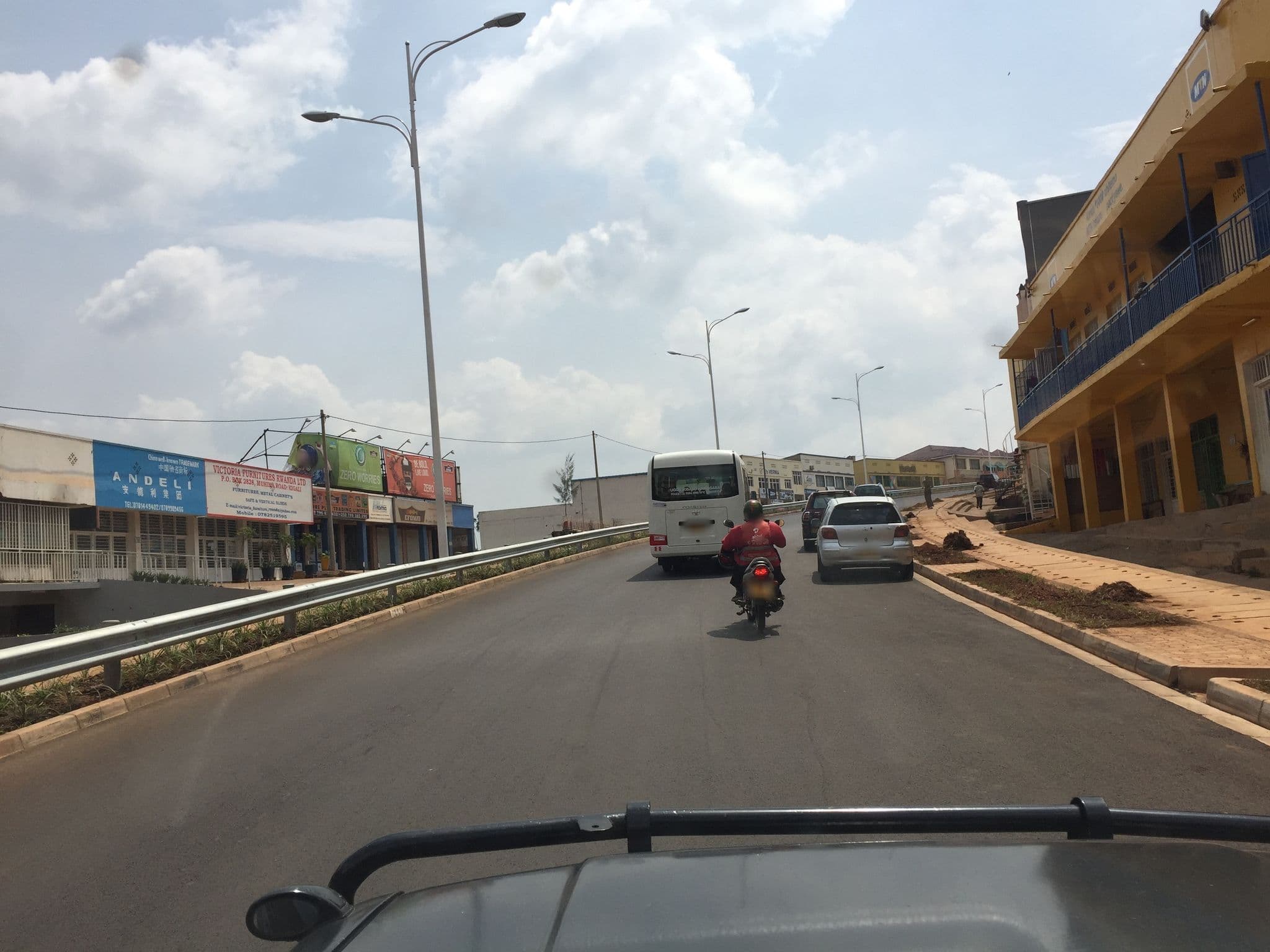 Street view near Auberge La Caverne, Kigali