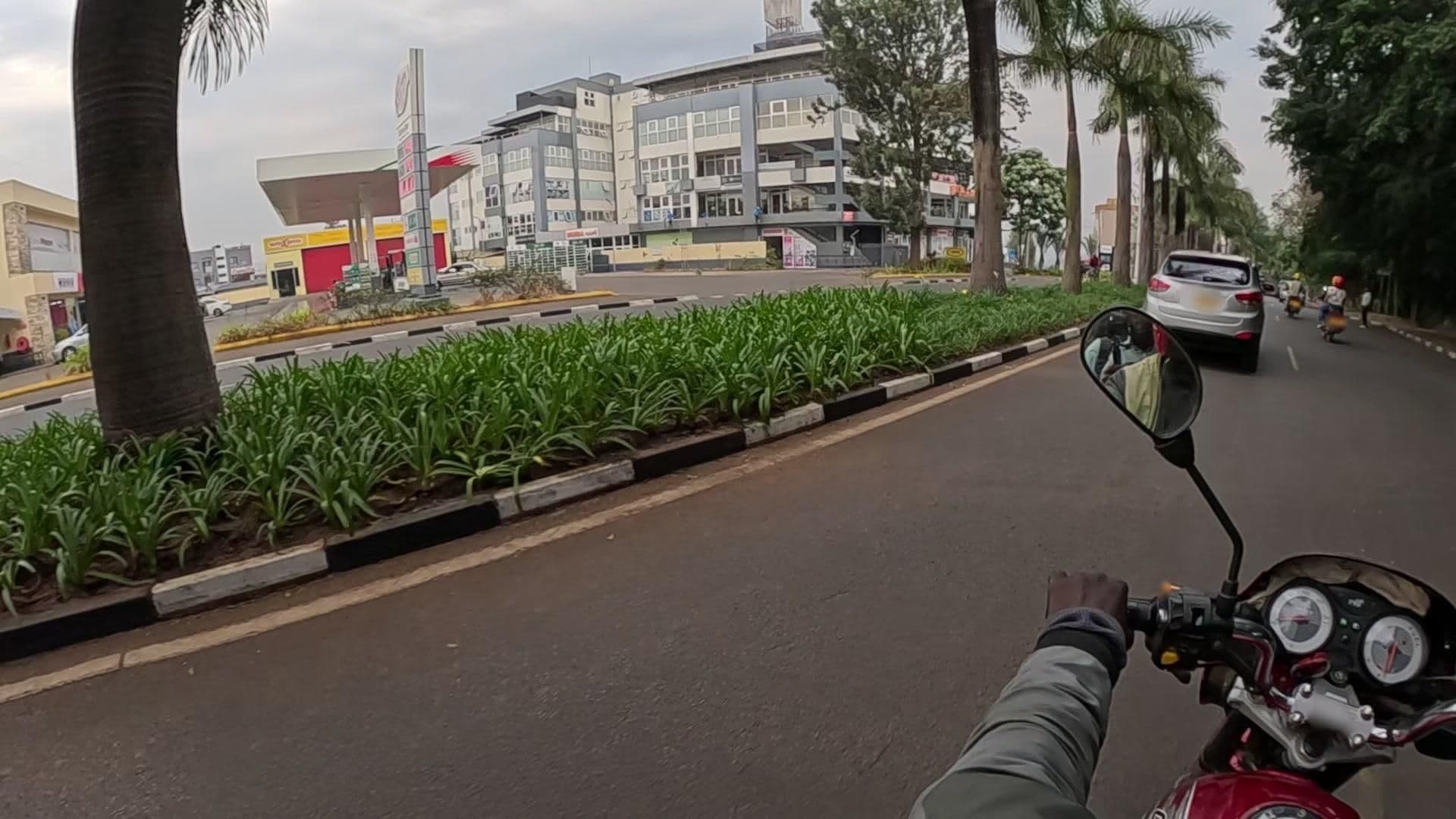 Street view near Hôtel Chez Lando, Kigali — © kingvik (CC BY-SA · Mapillary)
