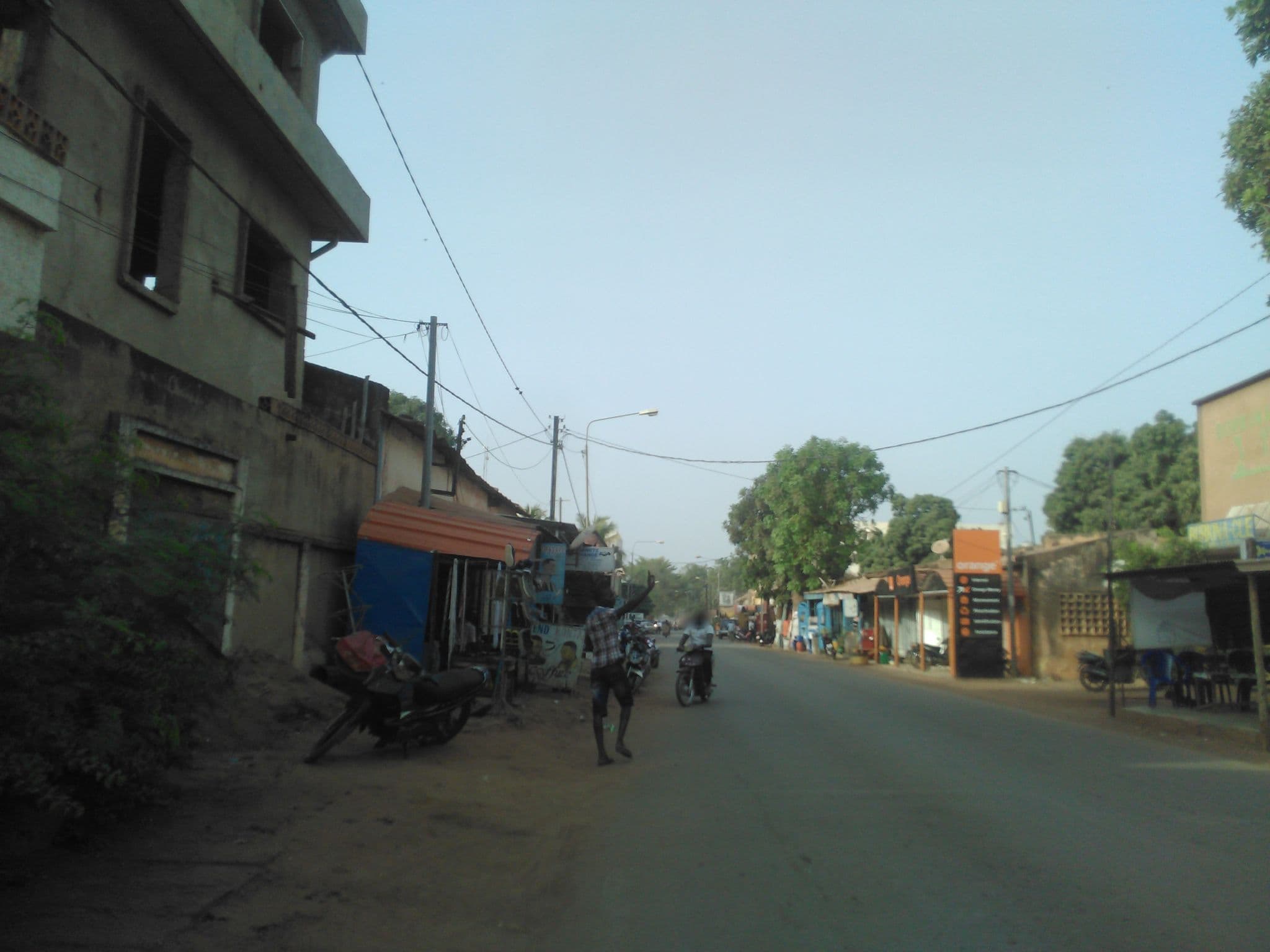 Street view near Marigot Emma dortoir, Bobo-Dioulasso — © nomadmapper (CC BY-SA · Mapillary)