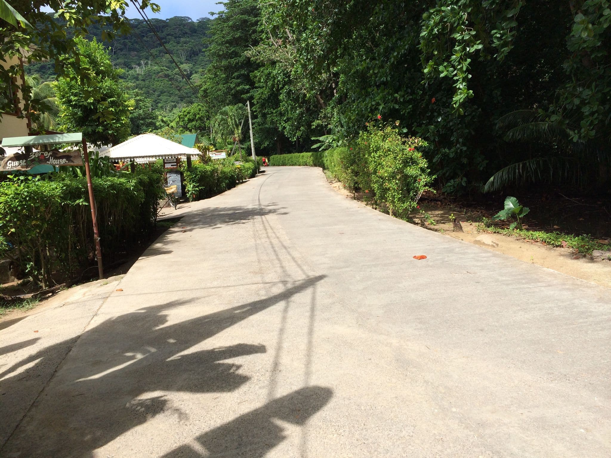 Street view near Zerof Guesthouse, La Digue — © till (CC BY-SA · Mapillary)