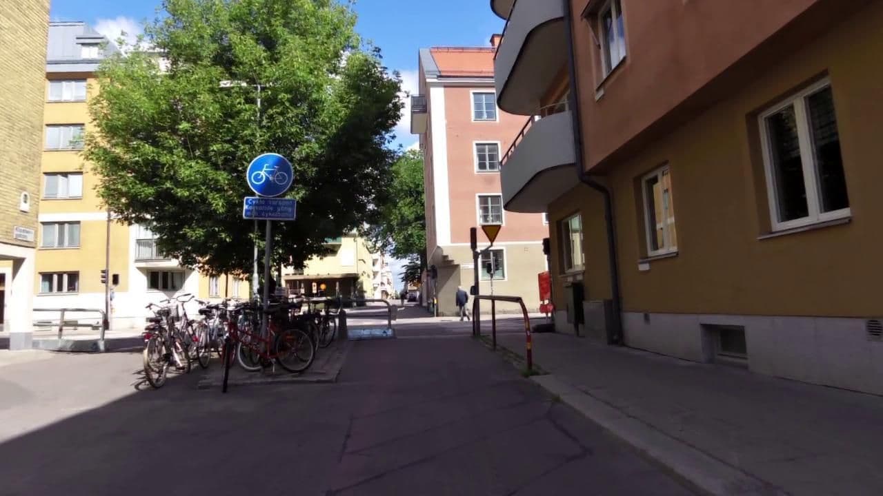 Street view near Linköpings Cityhotell och Vandrarhem, Linköping — © adam_sjoklin (CC BY-SA · Mapillary)