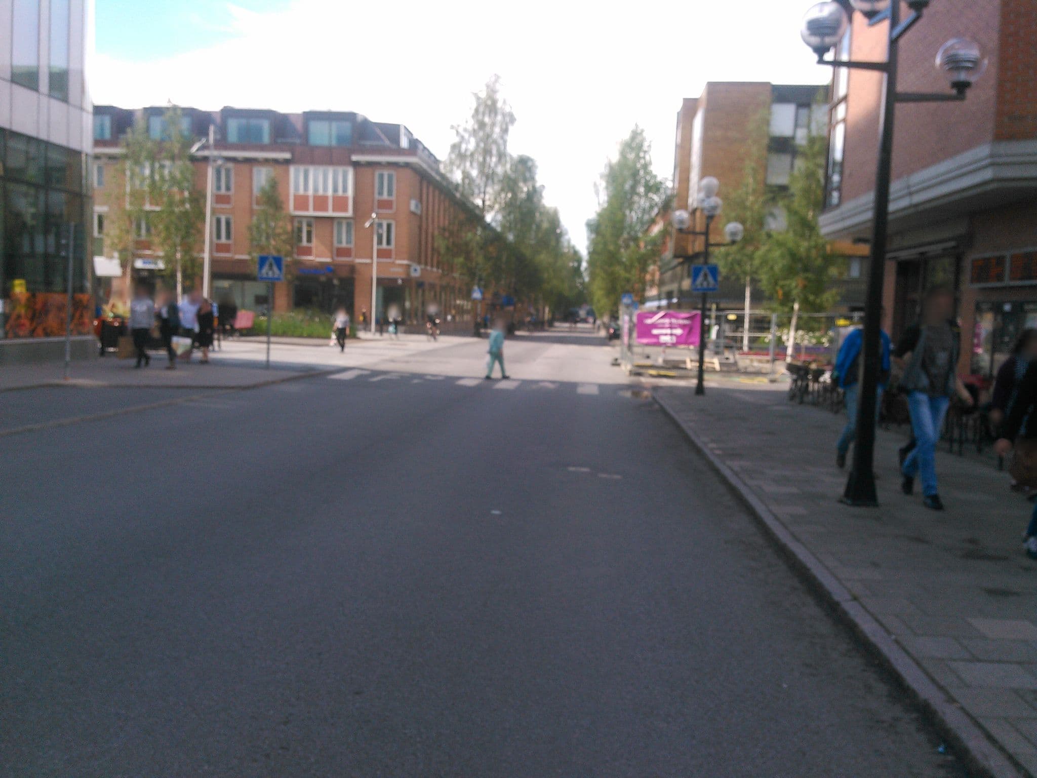 Street view near Comfort Hotel Winn, Umeå — © mmn (CC BY-SA · Mapillary)
