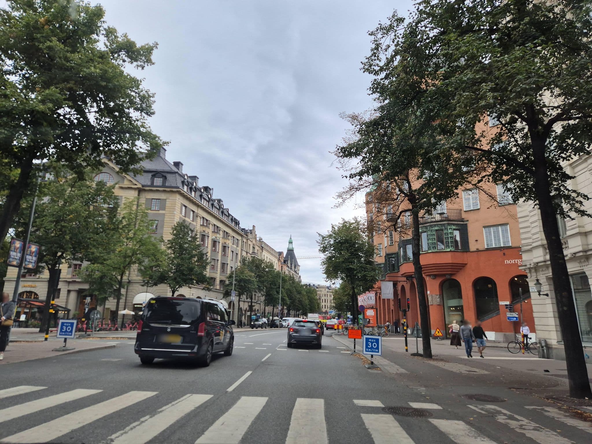 Street view near Elite Stockholm Plaza, Östermalm — © jopparn (CC BY-SA · Mapillary)