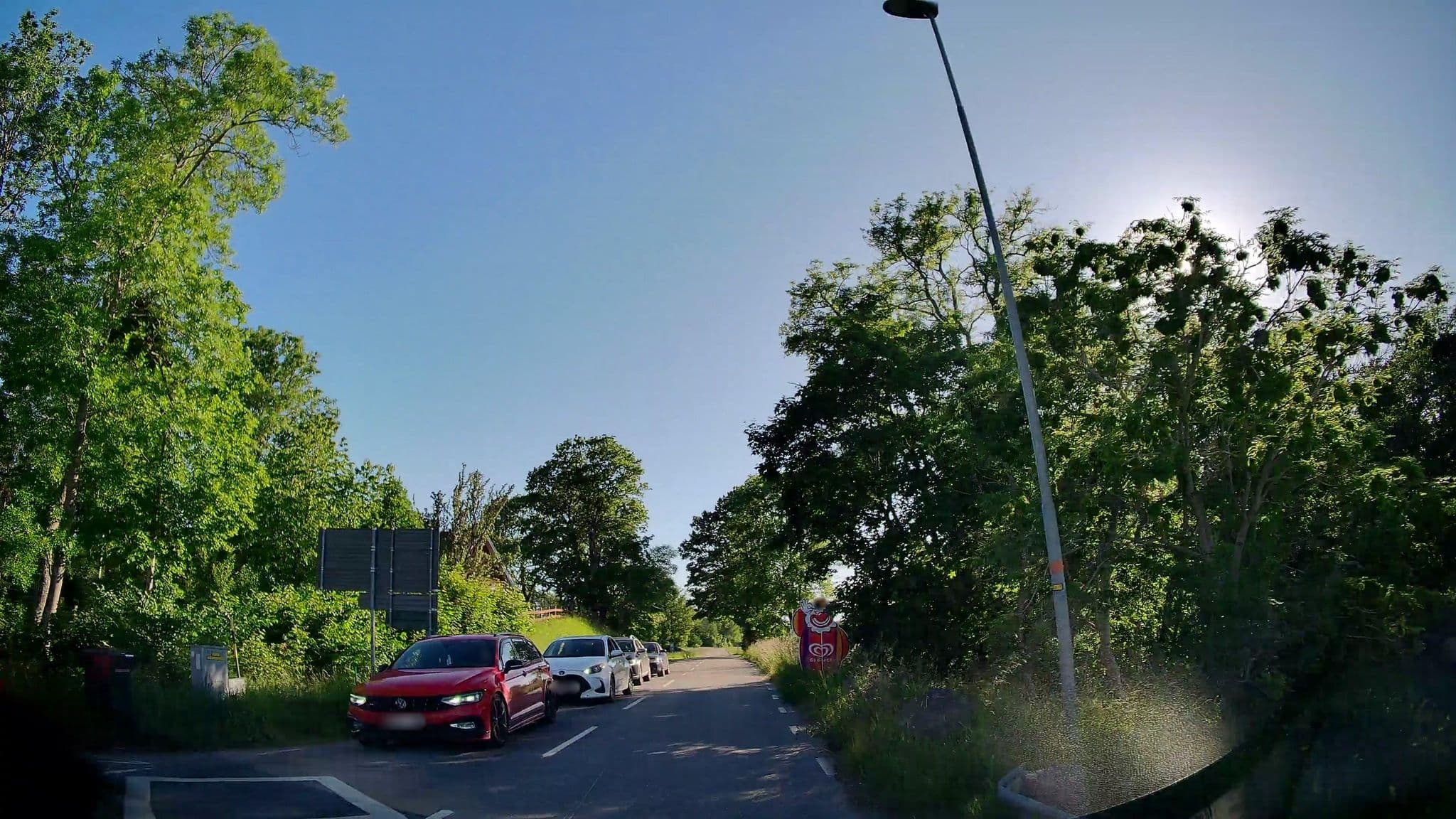 Street view near Skansholmens Camping, Järna — © bruno360 (CC BY-SA · Mapillary)