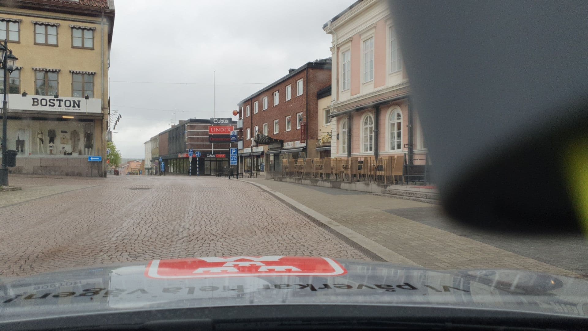 Street view near Vimmerby Stadshotell Carl IX, Vimmerby — © roadroid (CC BY-SA · Mapillary)