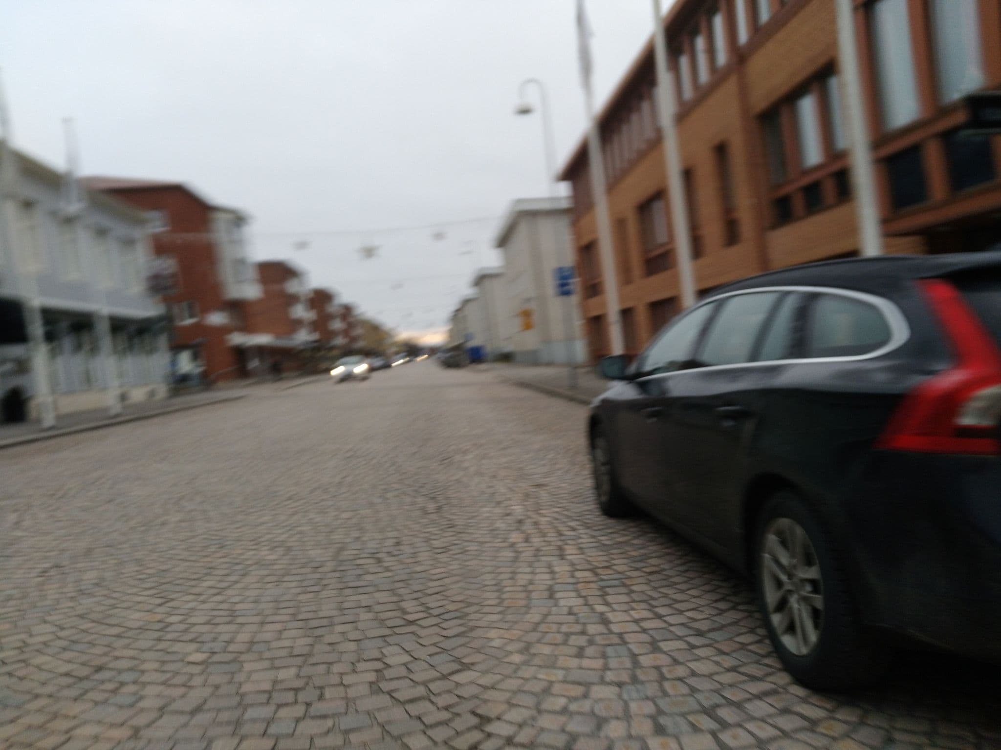 Street view near Best Western Edward Hotel, Lidköping — © tartine78 (CC BY-SA · Mapillary)