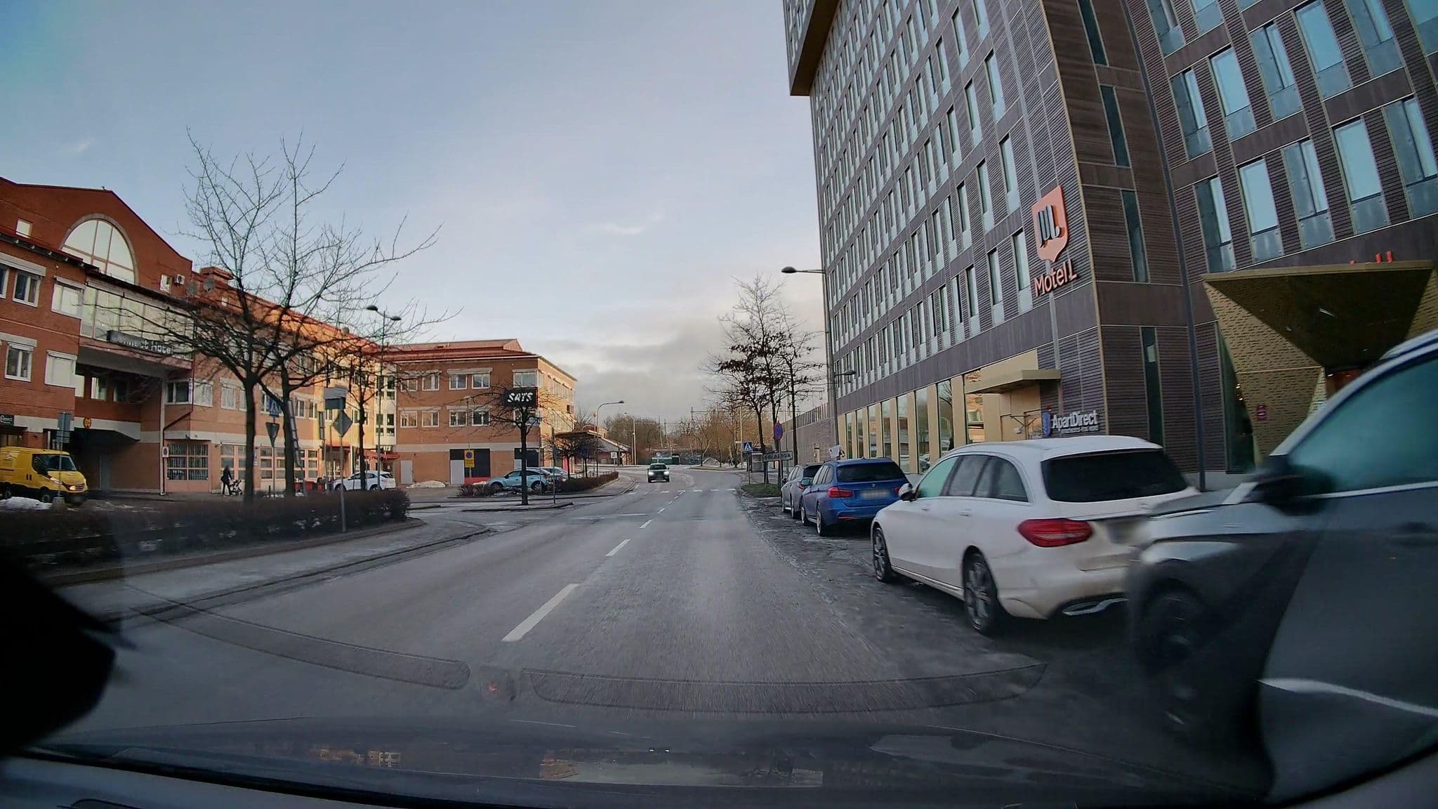Street view near Sure Hotel by Best Western, Årsta — © bruno360 (CC BY-SA · Mapillary)
