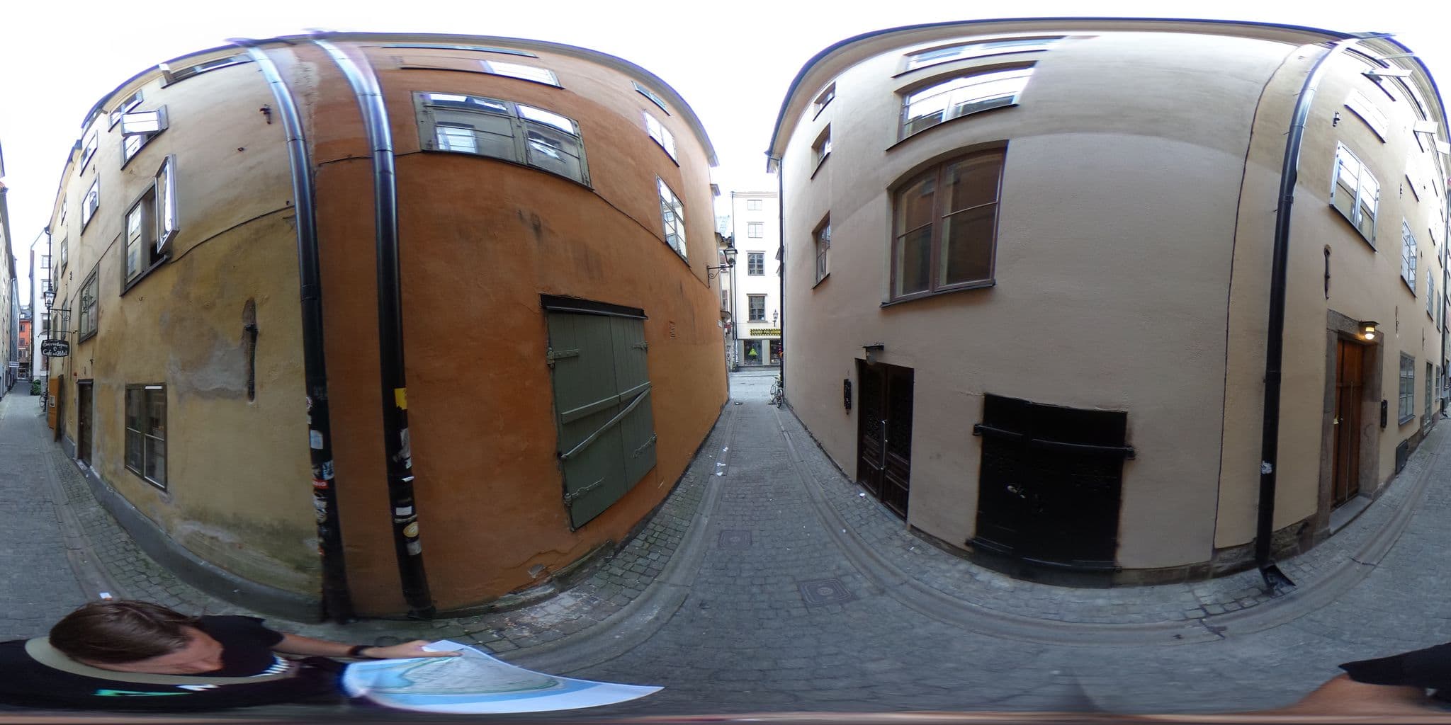Street view near Hotel Sven Vintappare, Gamla Stan — © ainali (CC BY-SA · Mapillary)