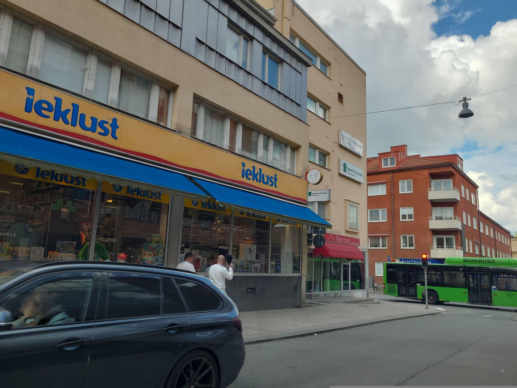 Street view near Uppsala City Hostel, Uppsala — © jopparn2 (CC BY-SA · Mapillary)