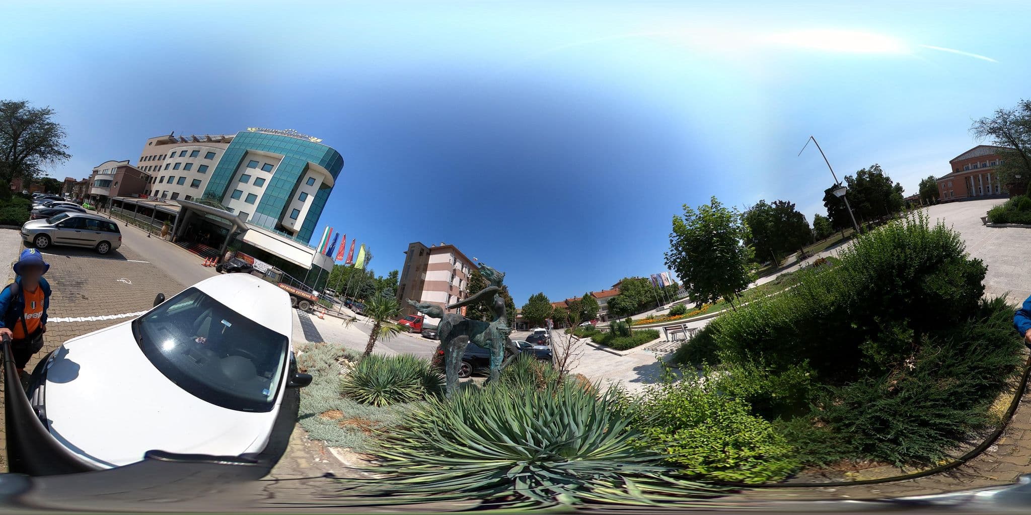 Street view near Diplomat Plaza Hotel & Resort, Lukovit — © alexanderbtodorov (CC BY-SA · Mapillary)