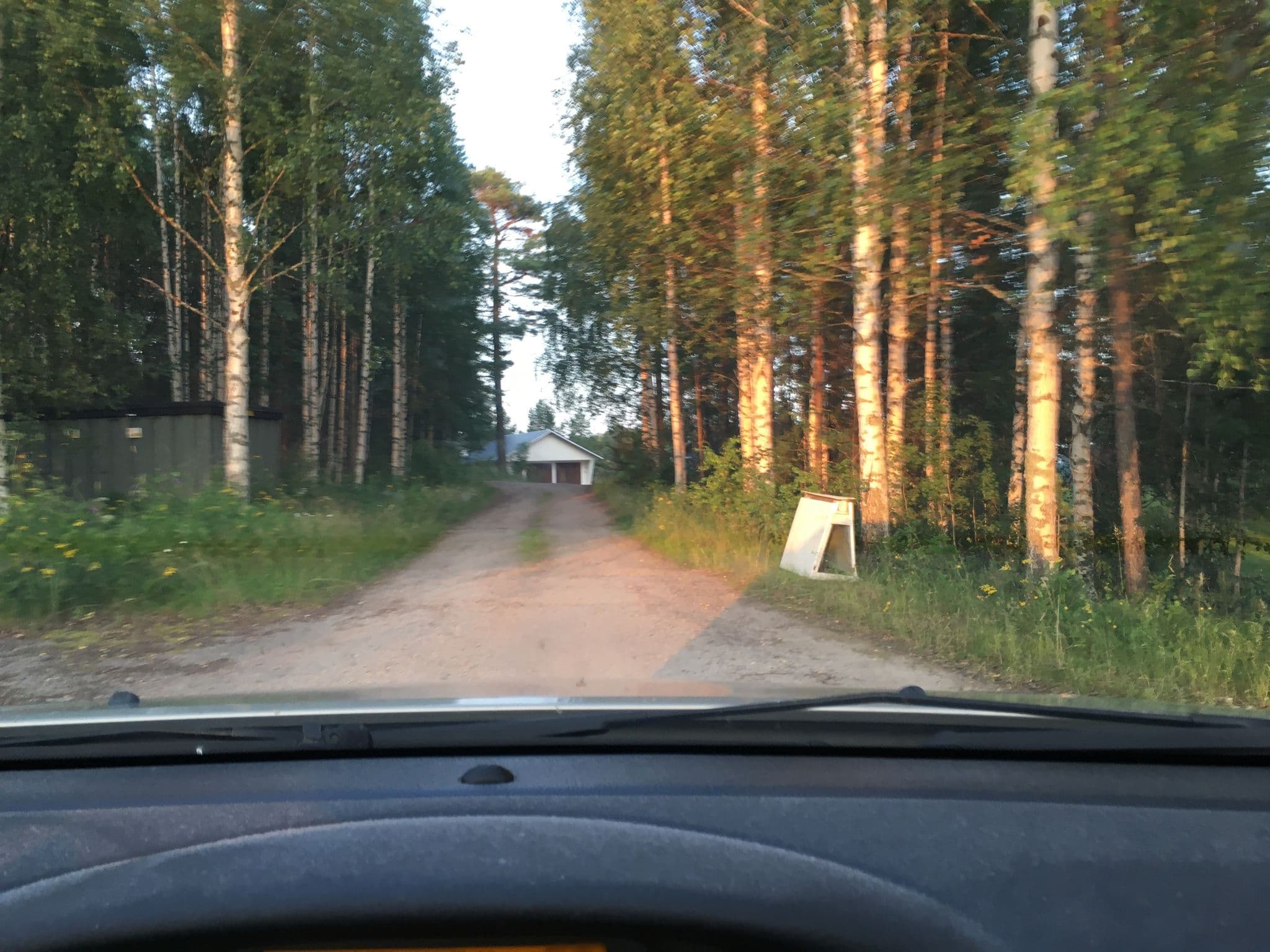 Street view near Morjärv Camping, Töre — © janm67 (CC BY-SA · Mapillary)