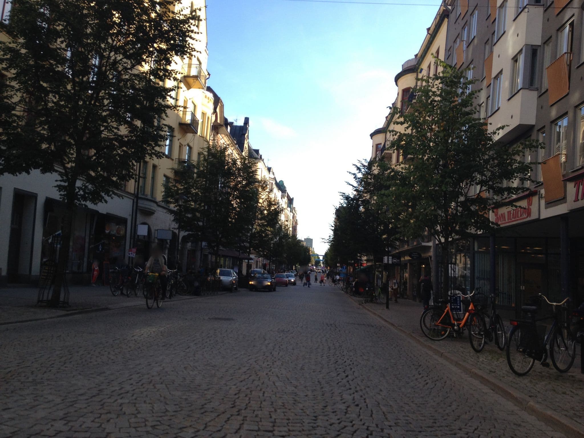 Street view near First Hotel Örebro, Örebro — © dade (CC BY-SA · Mapillary)