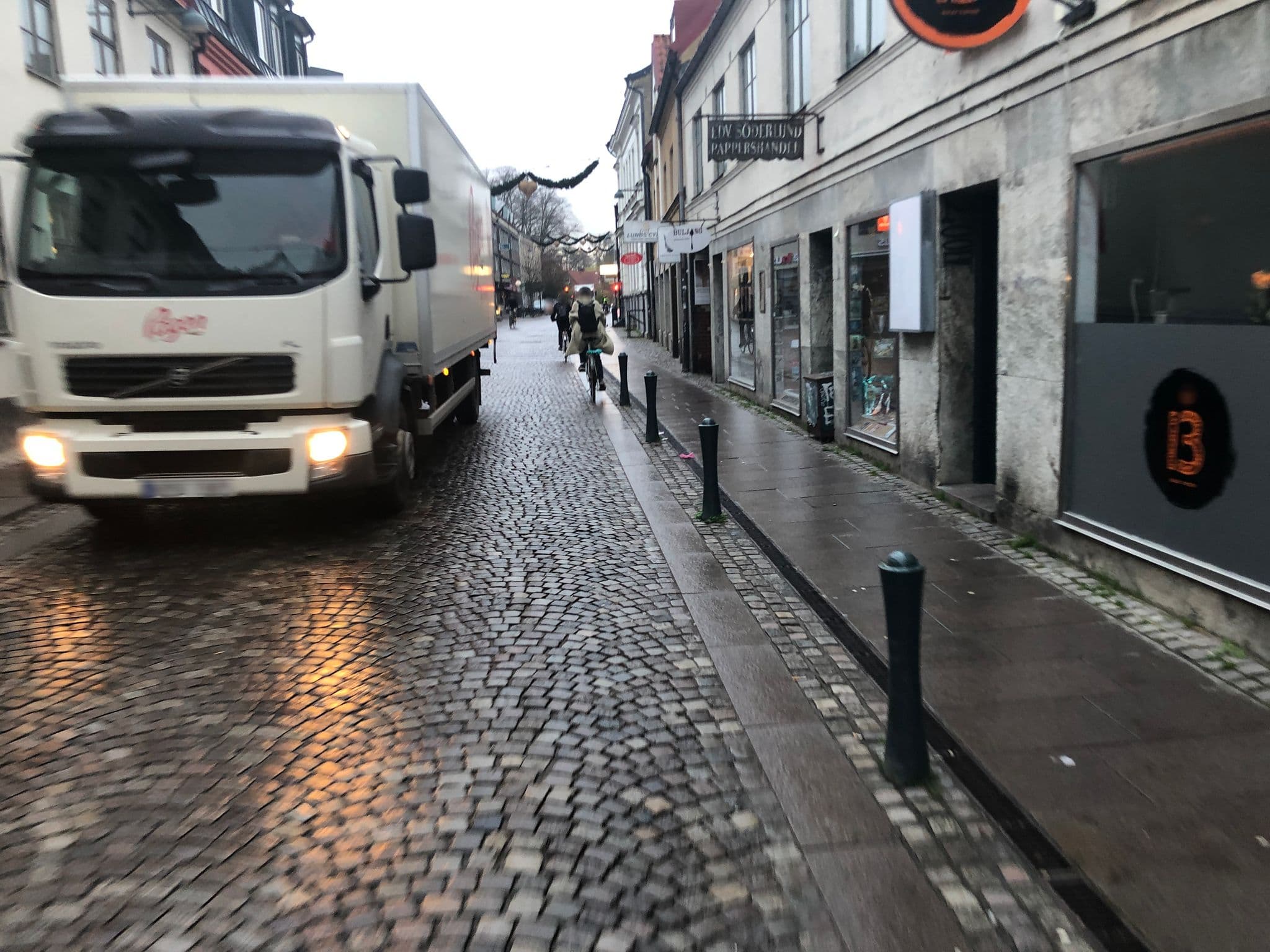 Street view near Hotel Nordic Lund, Lund — © administrator (CC BY-SA · Mapillary)