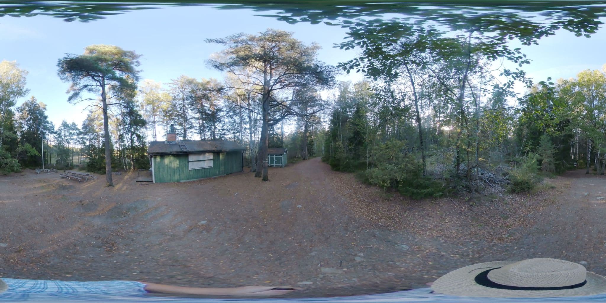 Street view near Ansgarsstugan, Handen — © bruno360 (CC BY-SA · Mapillary)