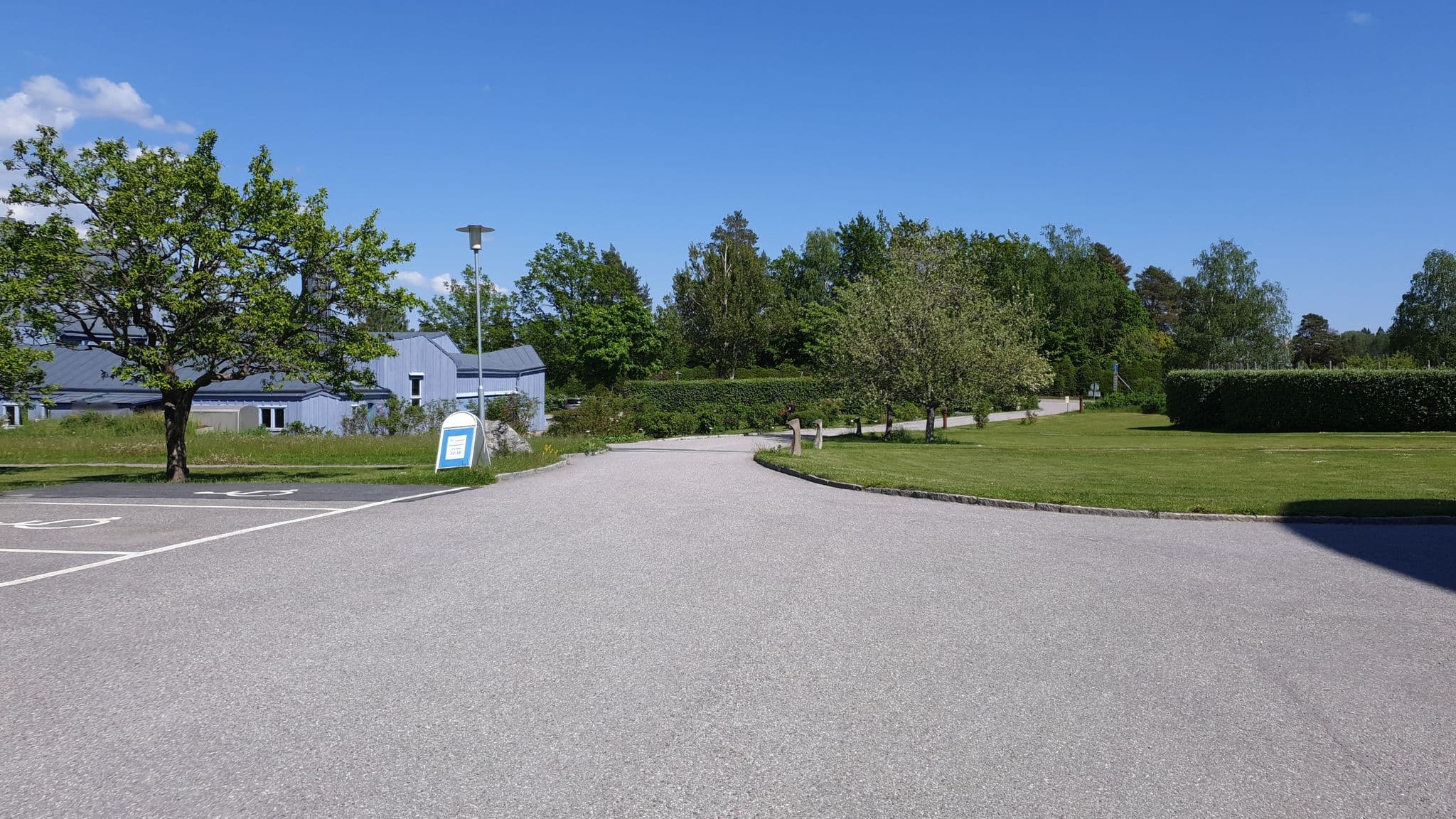 Street view near Kulturhuset Hotell, Järna — © jopparn2 (CC BY-SA · Mapillary)