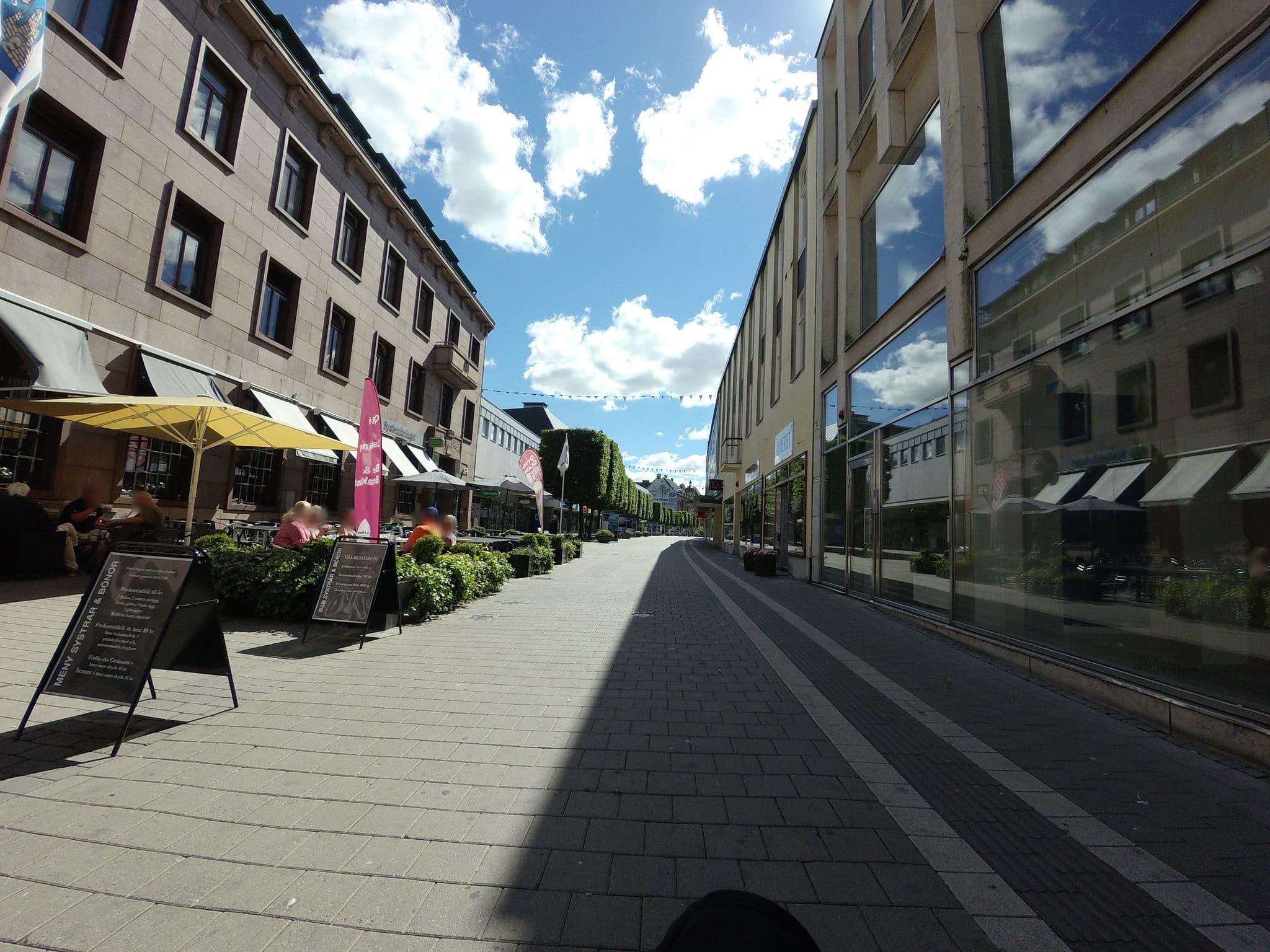 Street view near Systrar & Bönor, Trelleborg — © larshelmin (CC BY-SA · Mapillary)