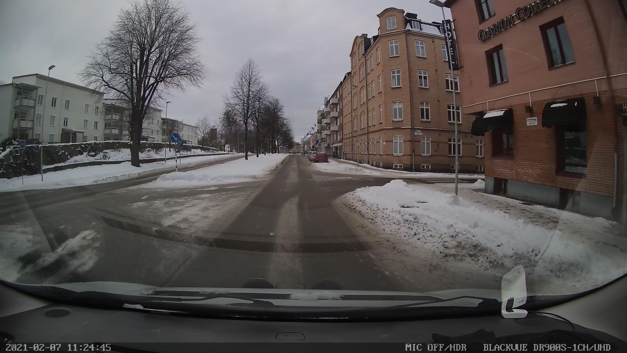 Street view near Home Hotel Kung Oscar, Trollhättan — © dsb (CC BY-SA · Mapillary)