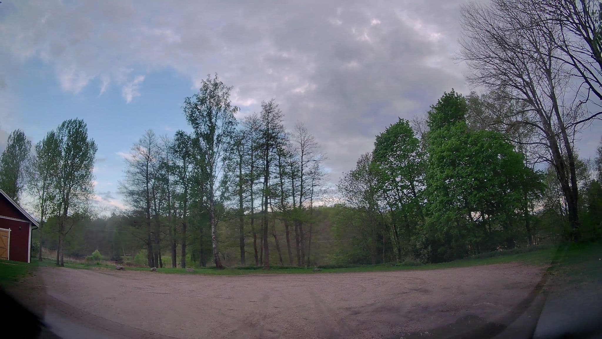 Street view near Lodge Långhalsen, Stigtomta — © bruno360 (CC BY-SA · Mapillary)