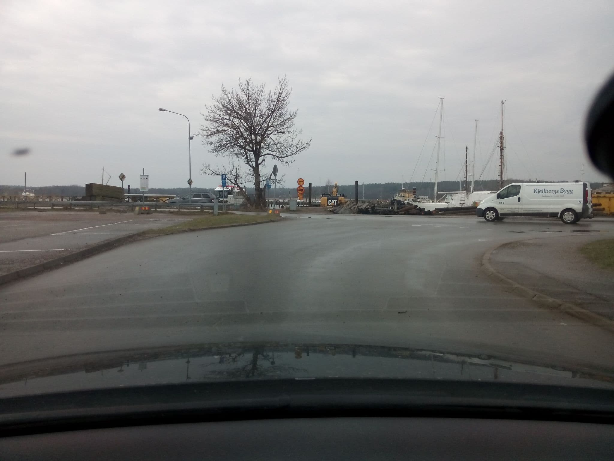 Street view near Trosa Gästhamn, Trosa — © perbac (CC BY-SA · Mapillary)