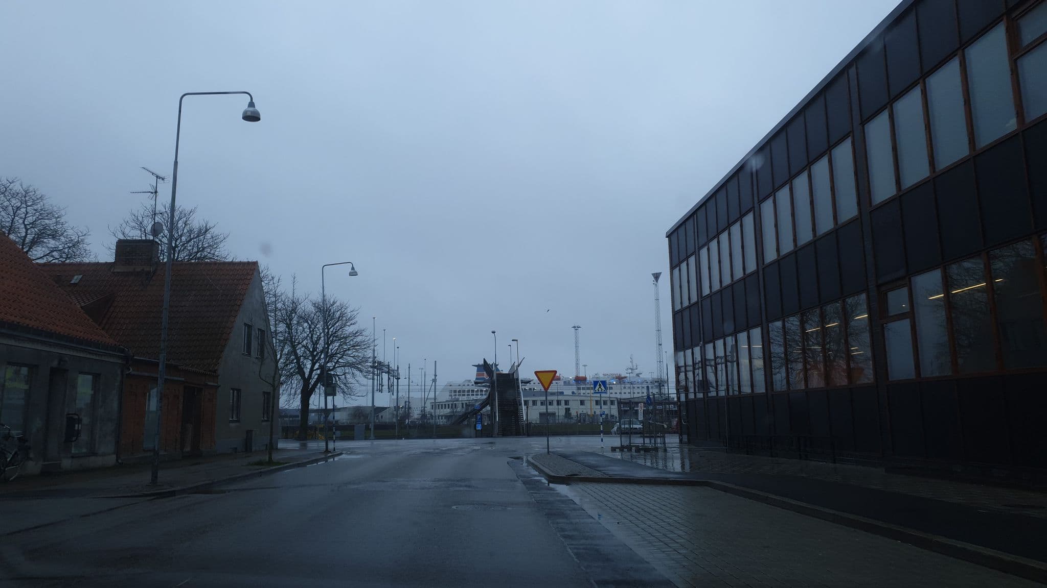 Street view near Fritiden Hotell & Kongress, Ystad — © jopparn (CC BY-SA · Mapillary)