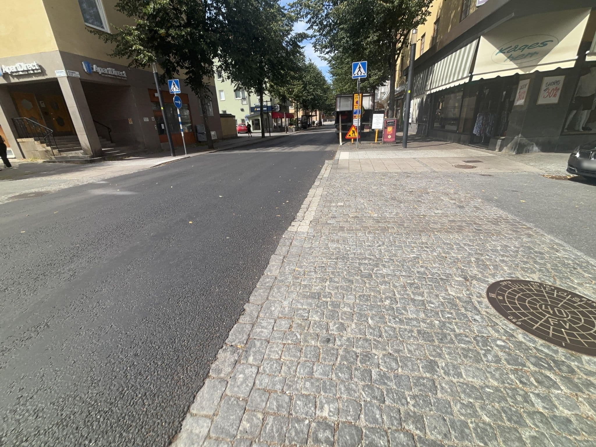 Street view near ApartDirect, Sundbyberg — © rami900 (CC BY-SA · Mapillary)