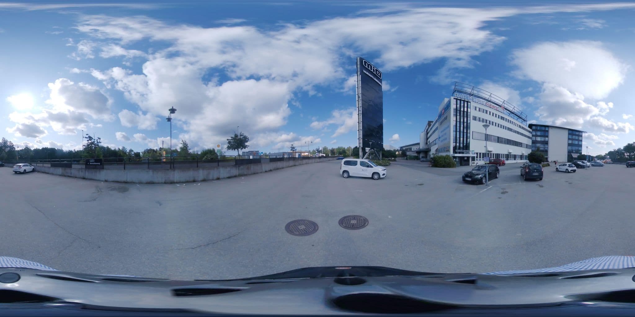 Street view near Slagsta Gate Hotell, Fittja — © bruno360 (CC BY-SA · Mapillary)